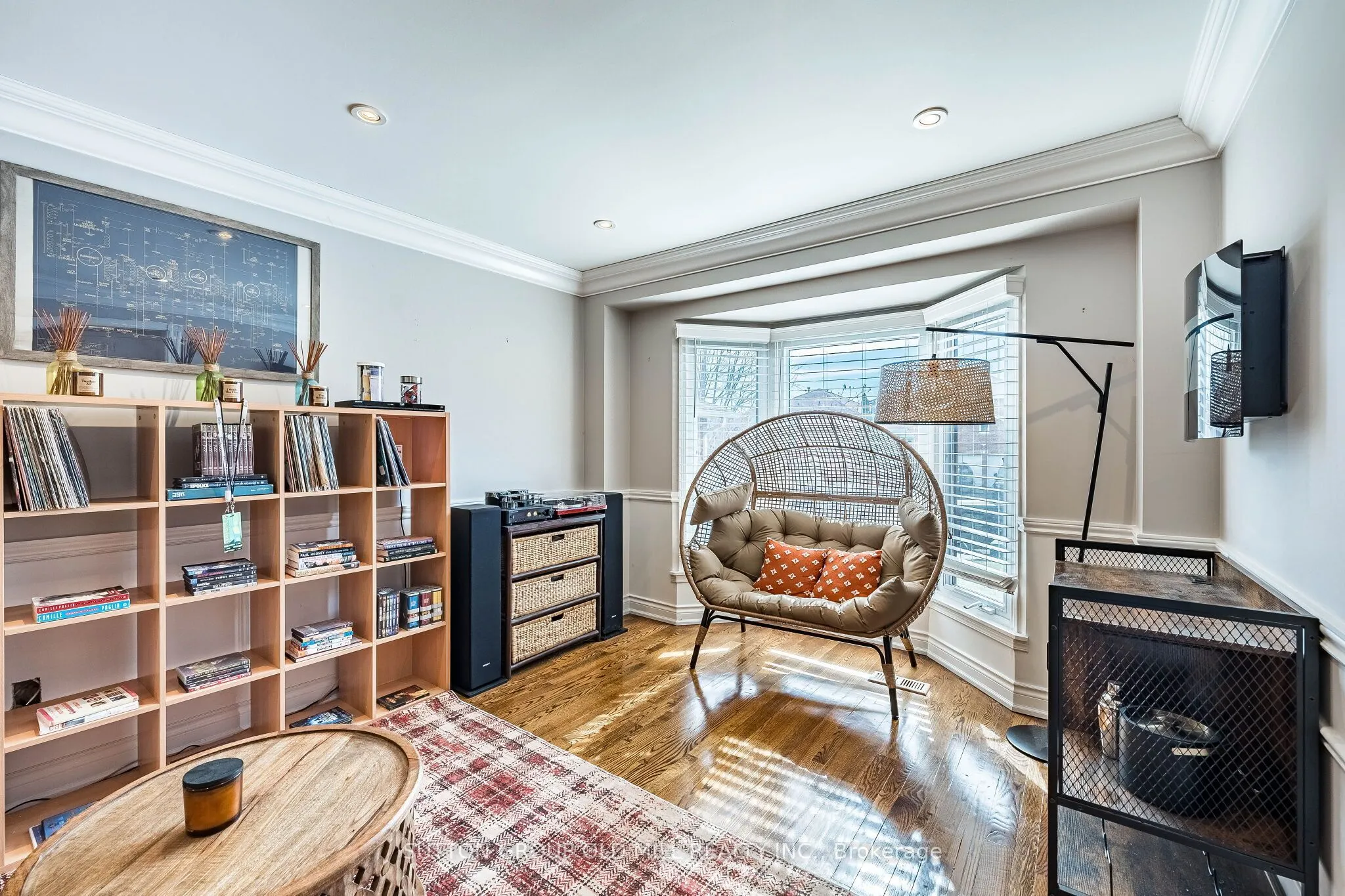 501 Sundown Crescent