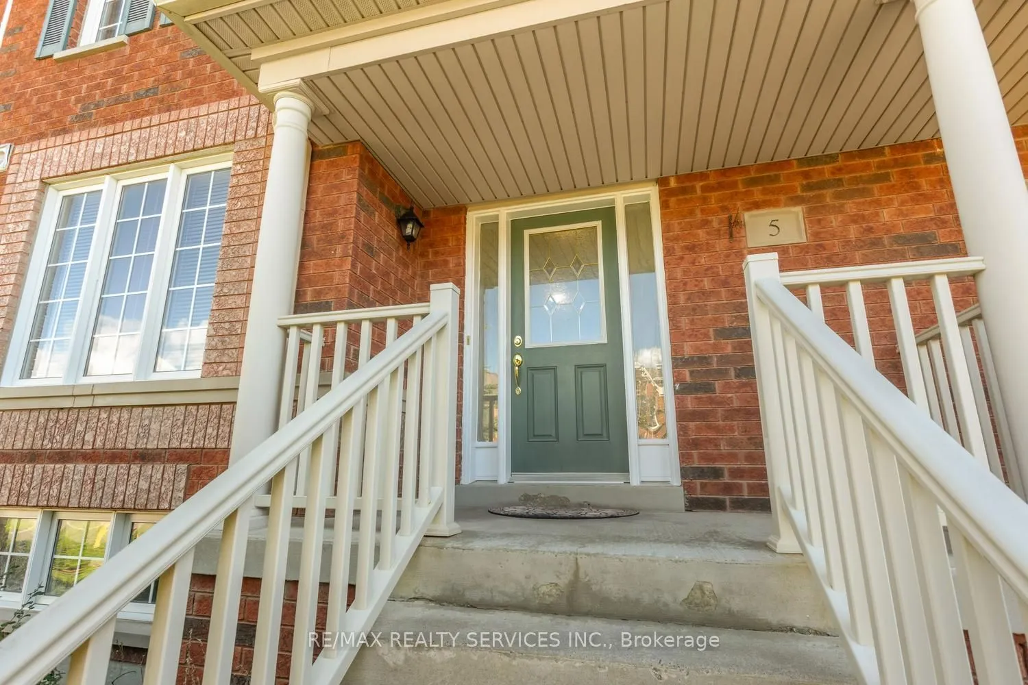 5 Dollery Gate