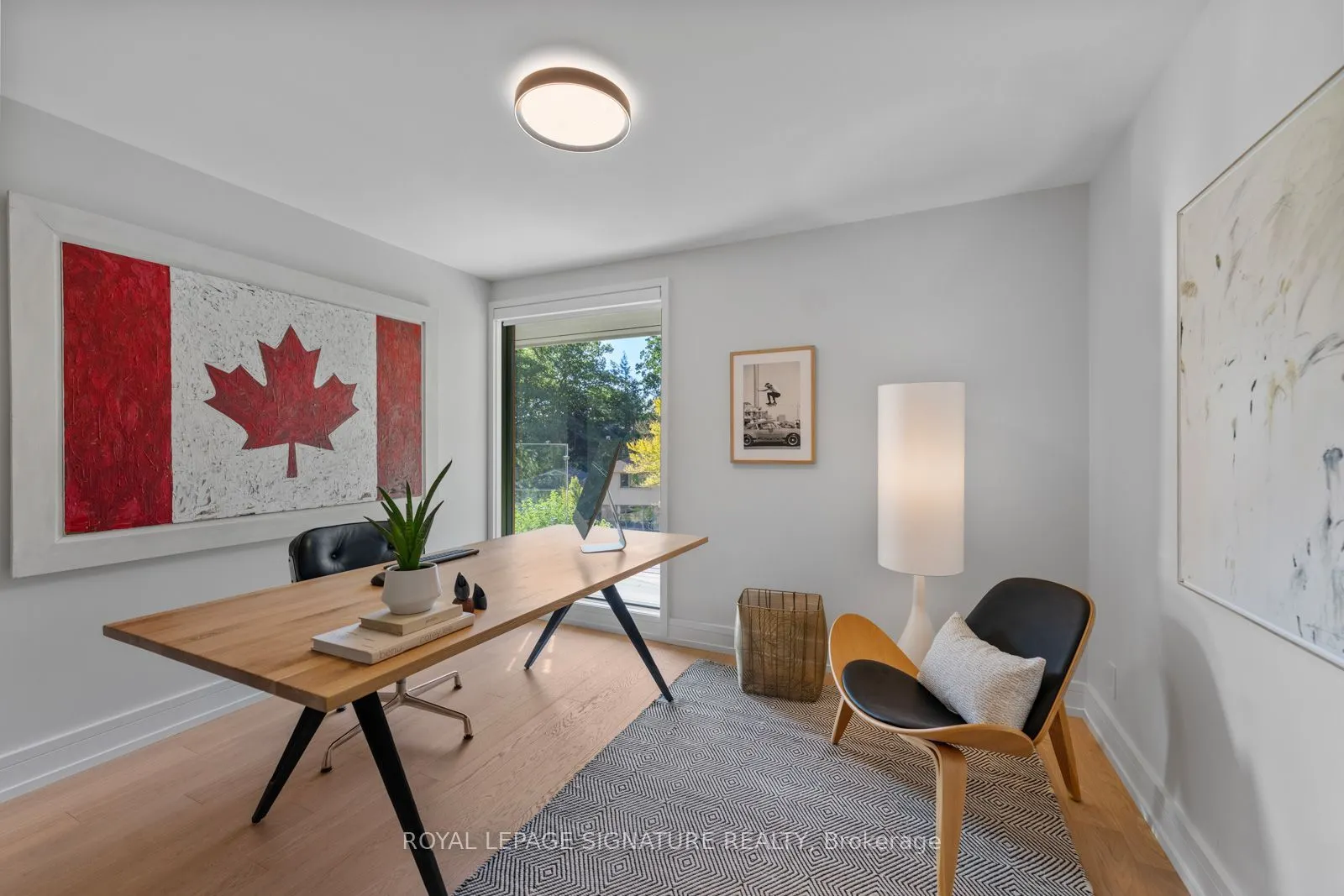 8 Fallingbrook Wood