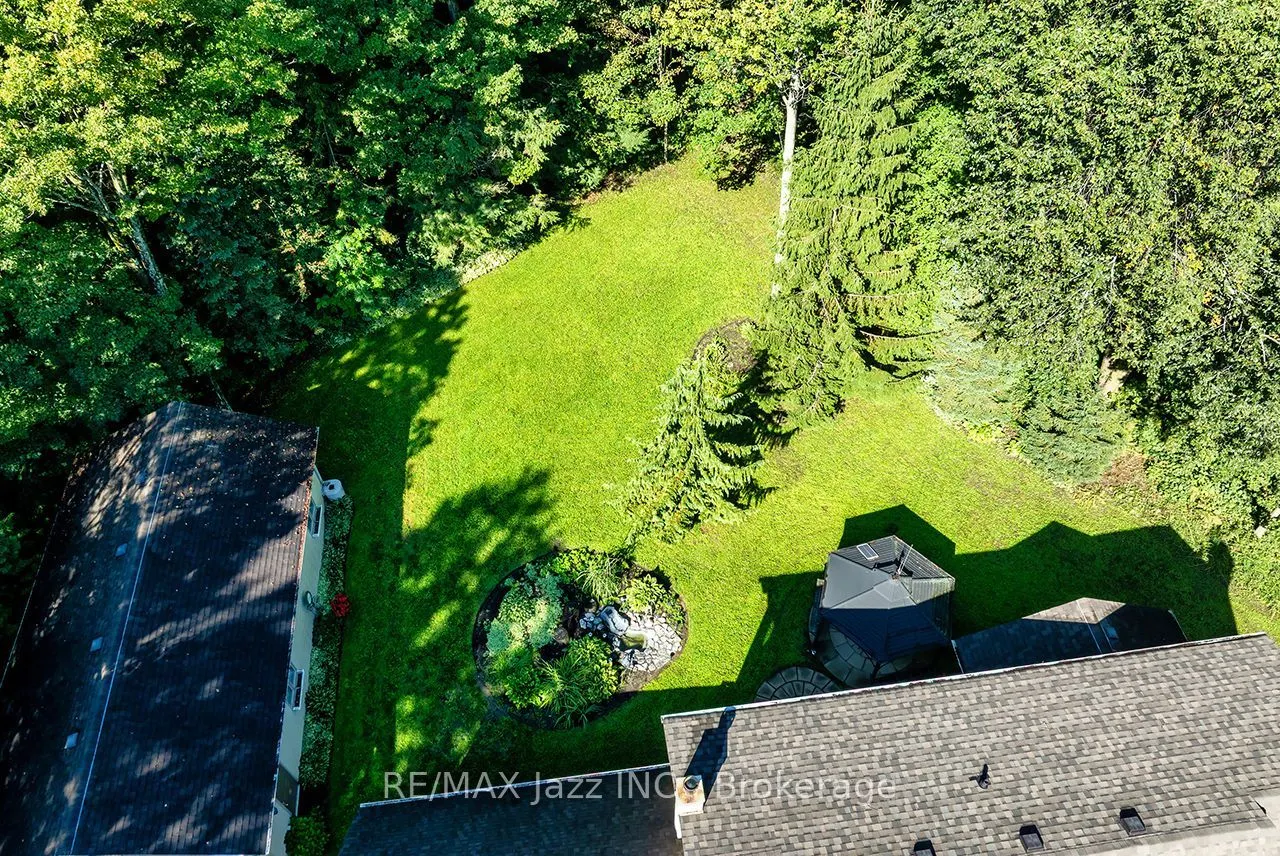 20 Timberlane Court