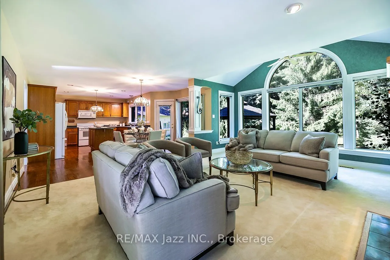20 Timberlane Court