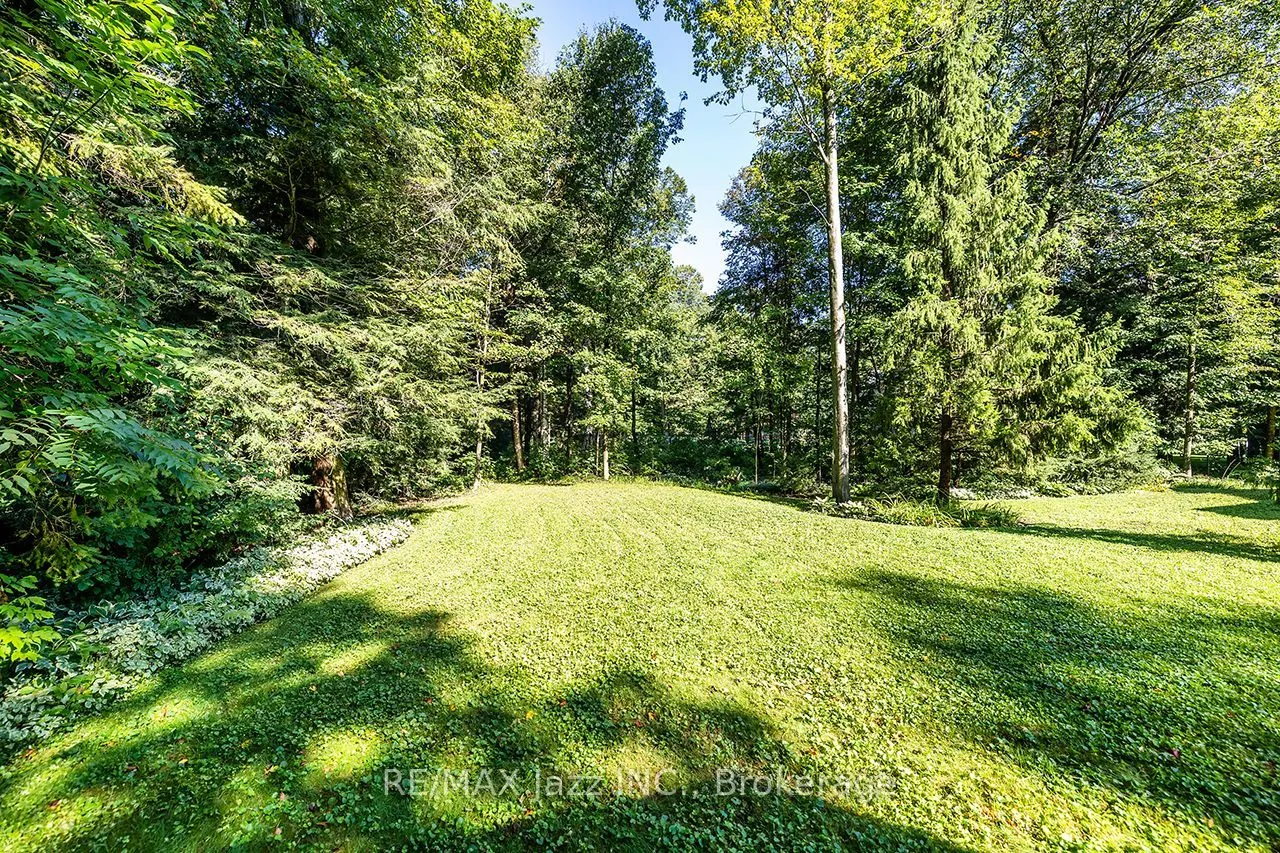 20 Timberlane Court
