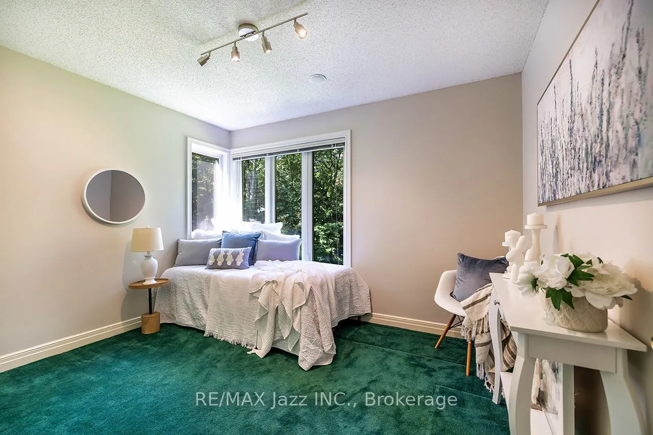 20 Timberlane Court