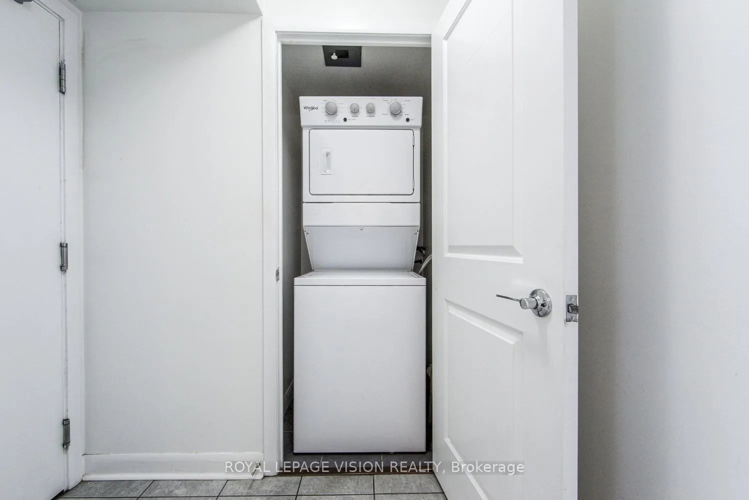 190 Borough Drive #2806