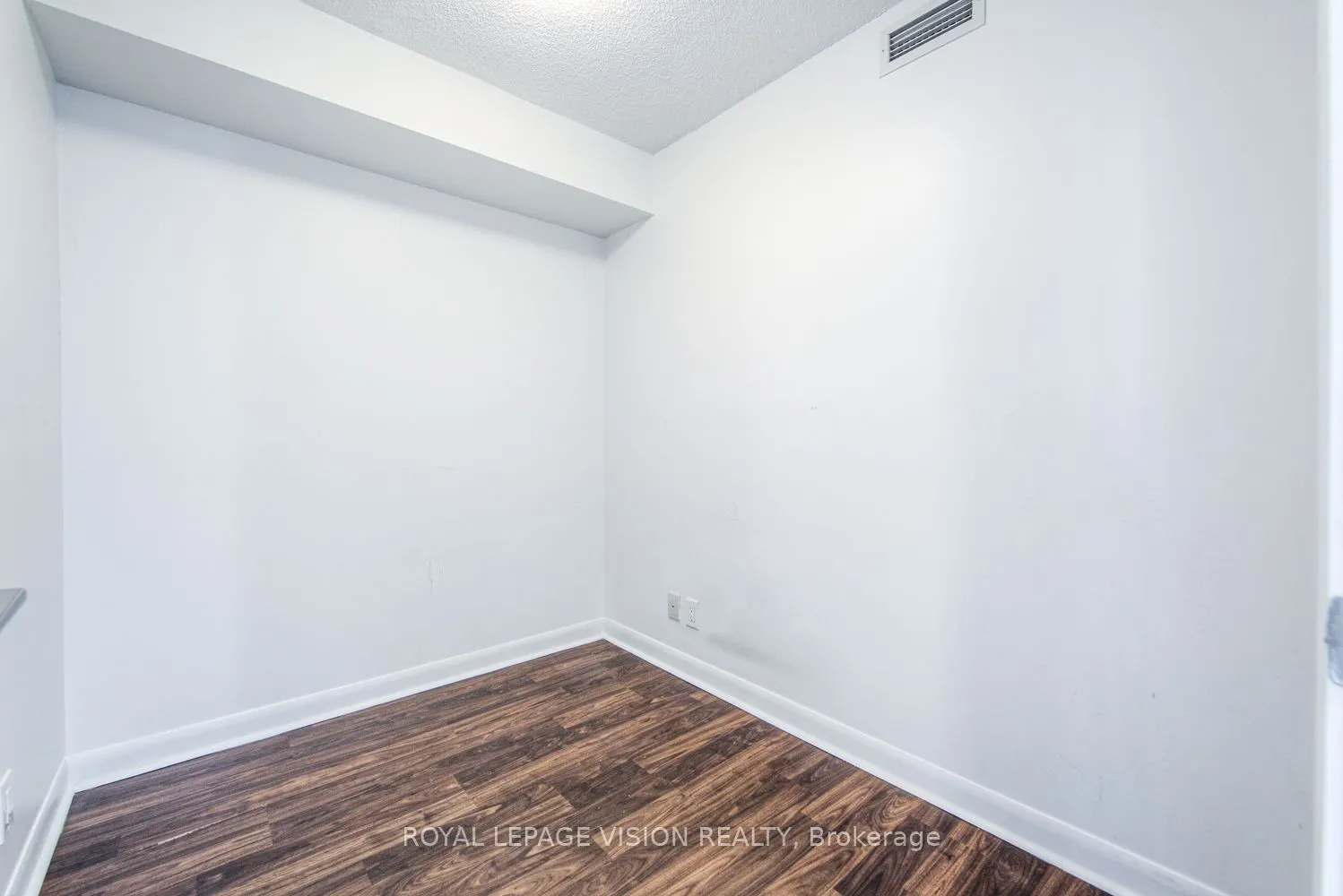 190 Borough Drive #2806