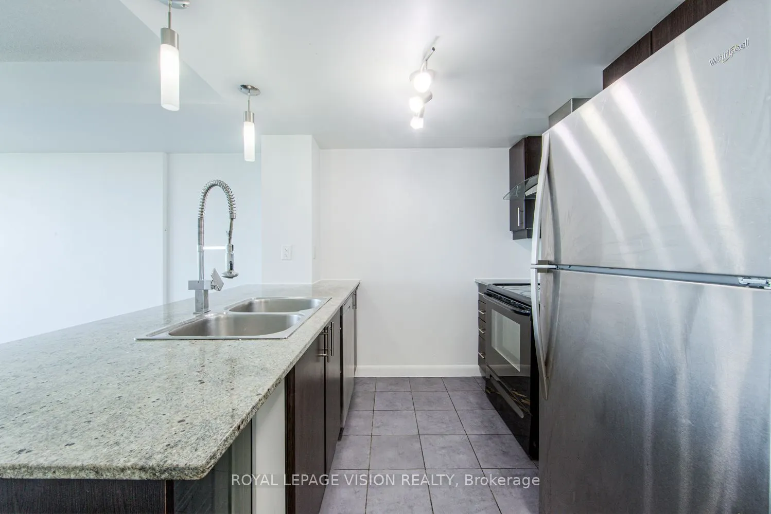 190 Borough Drive #2806