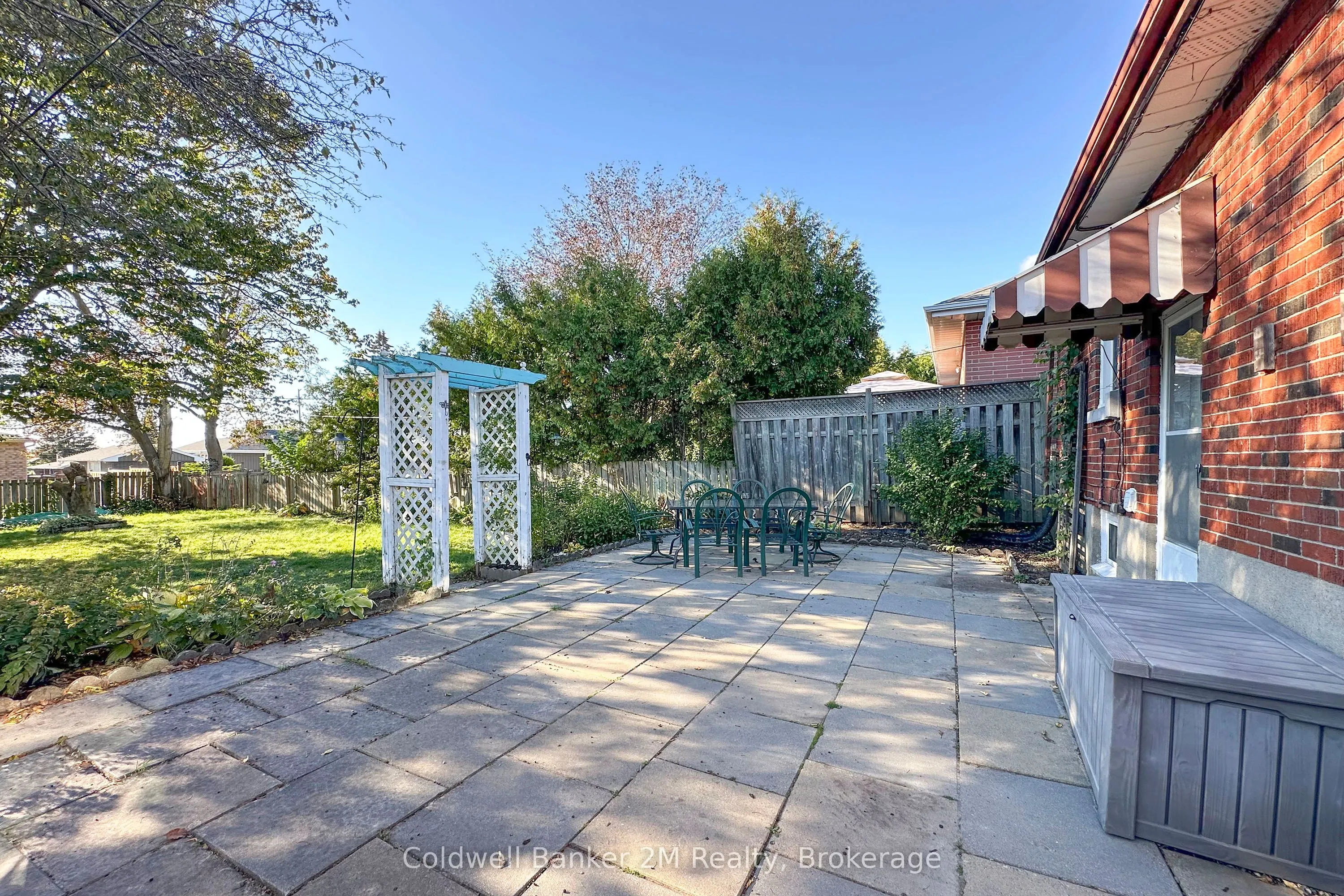 64 Harris Avenue