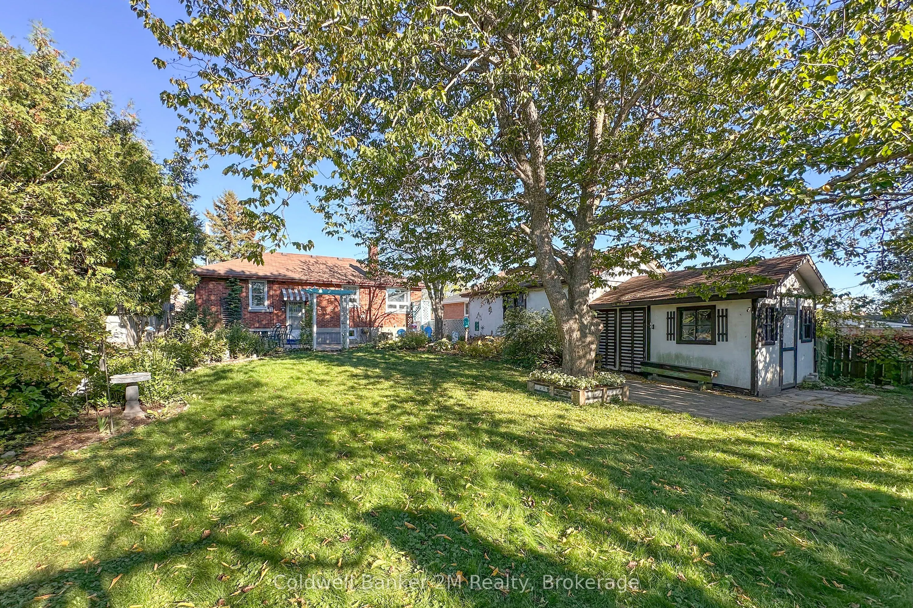 64 Harris Avenue