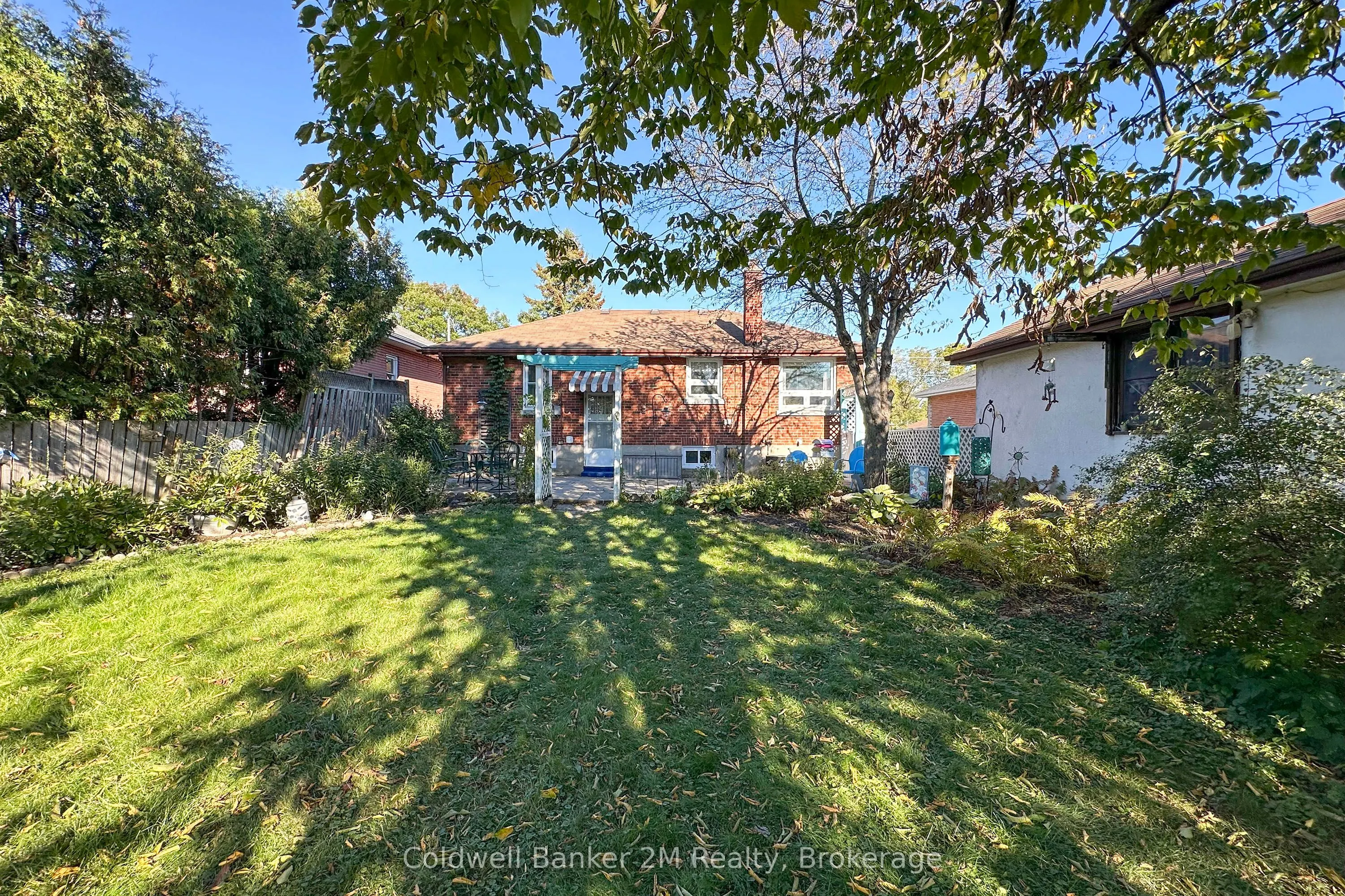 64 Harris Avenue