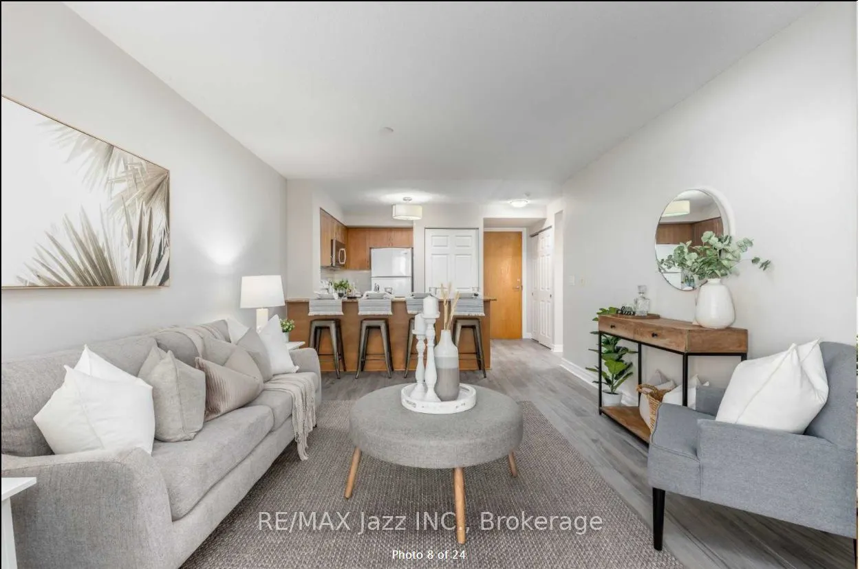 340 Watson Street W #606