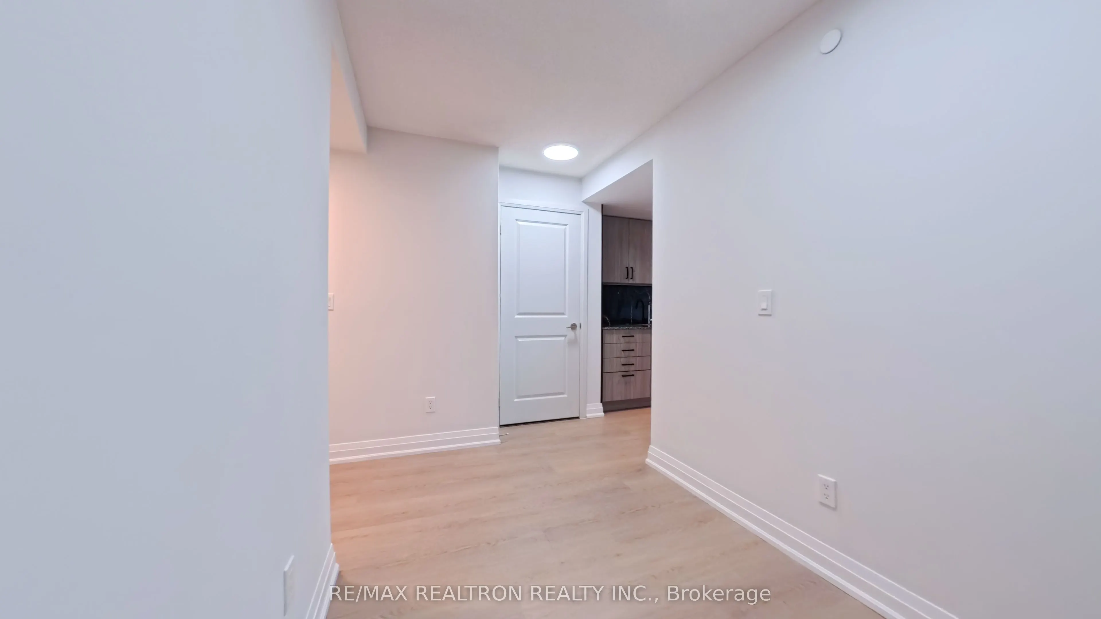 20 Meadowglen Place #322