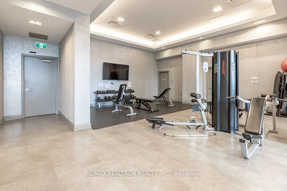 20 Meadowglen Place #322