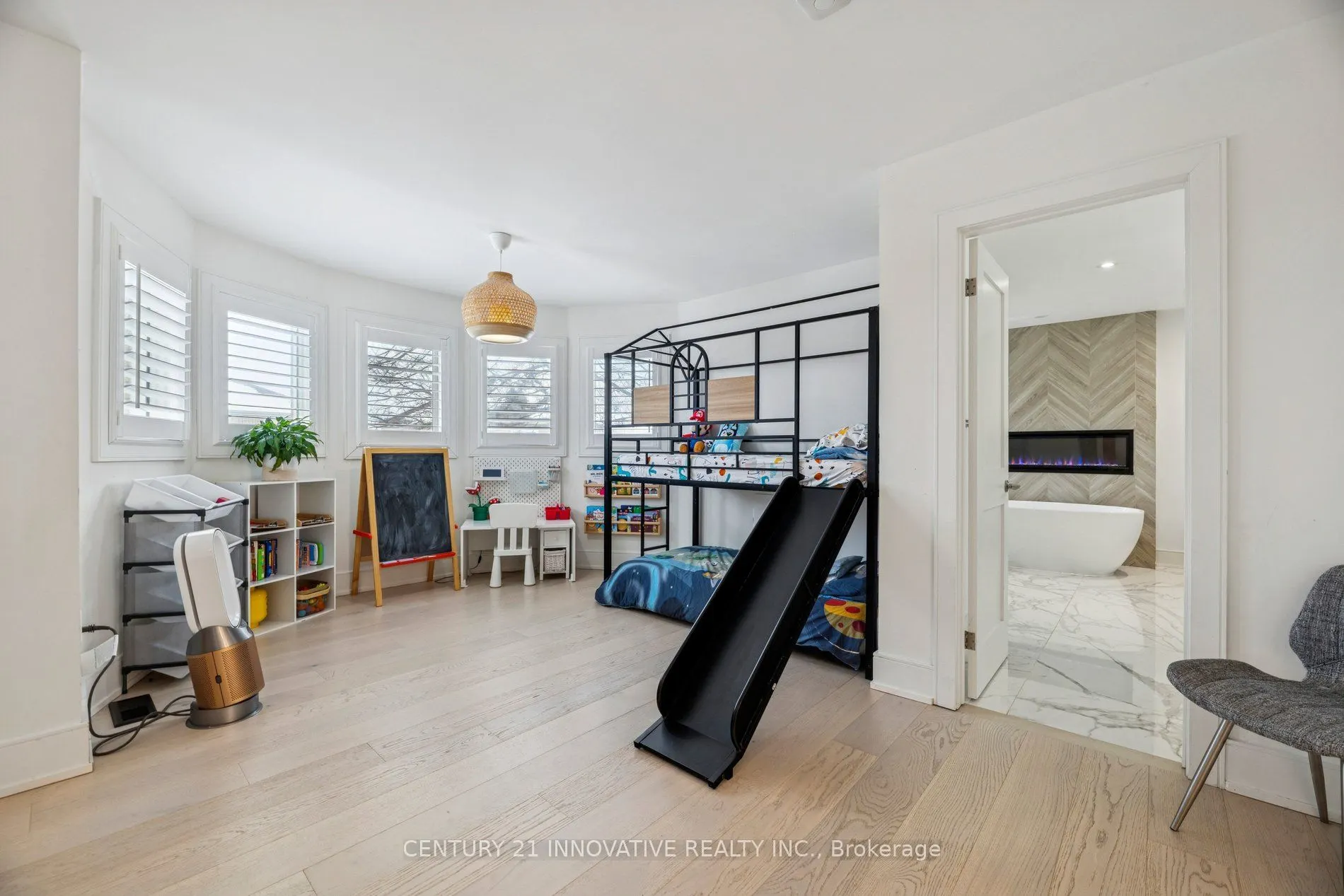 6 Devonridge Crescent