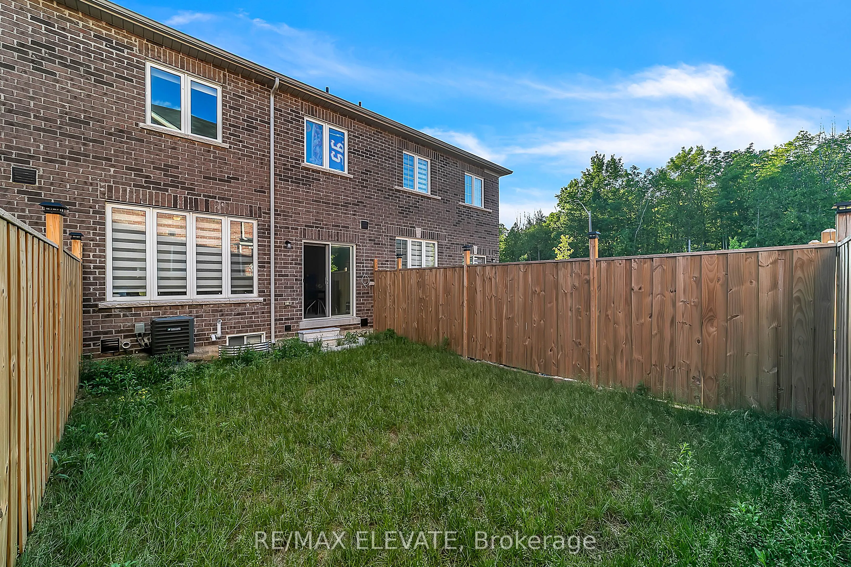 1208 Jim Brewster Circle