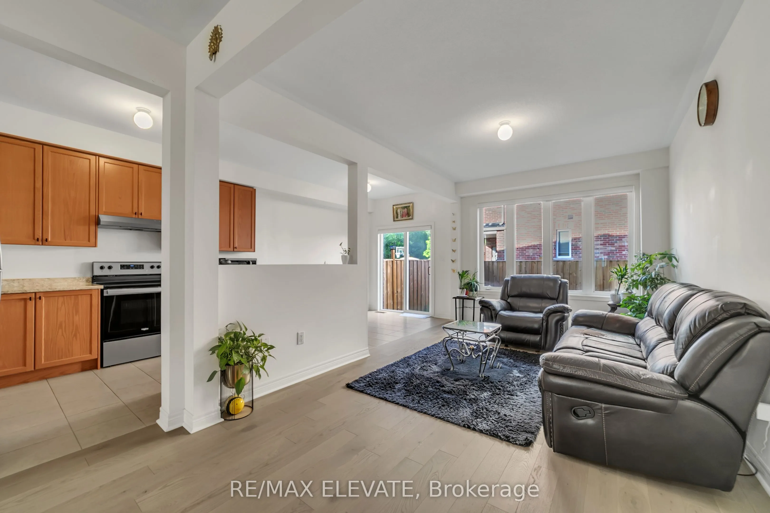 1208 Jim Brewster Circle