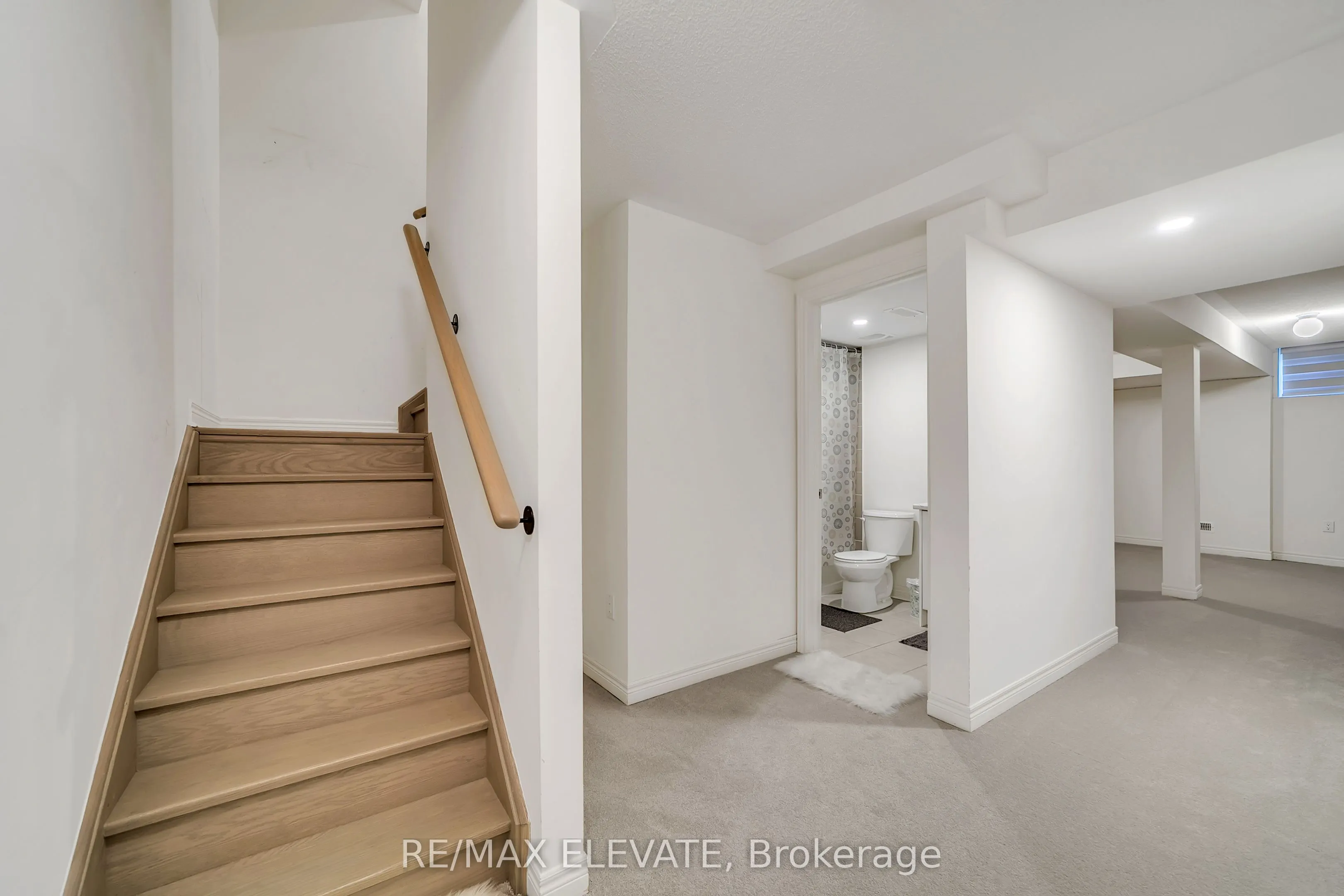 1208 Jim Brewster Circle