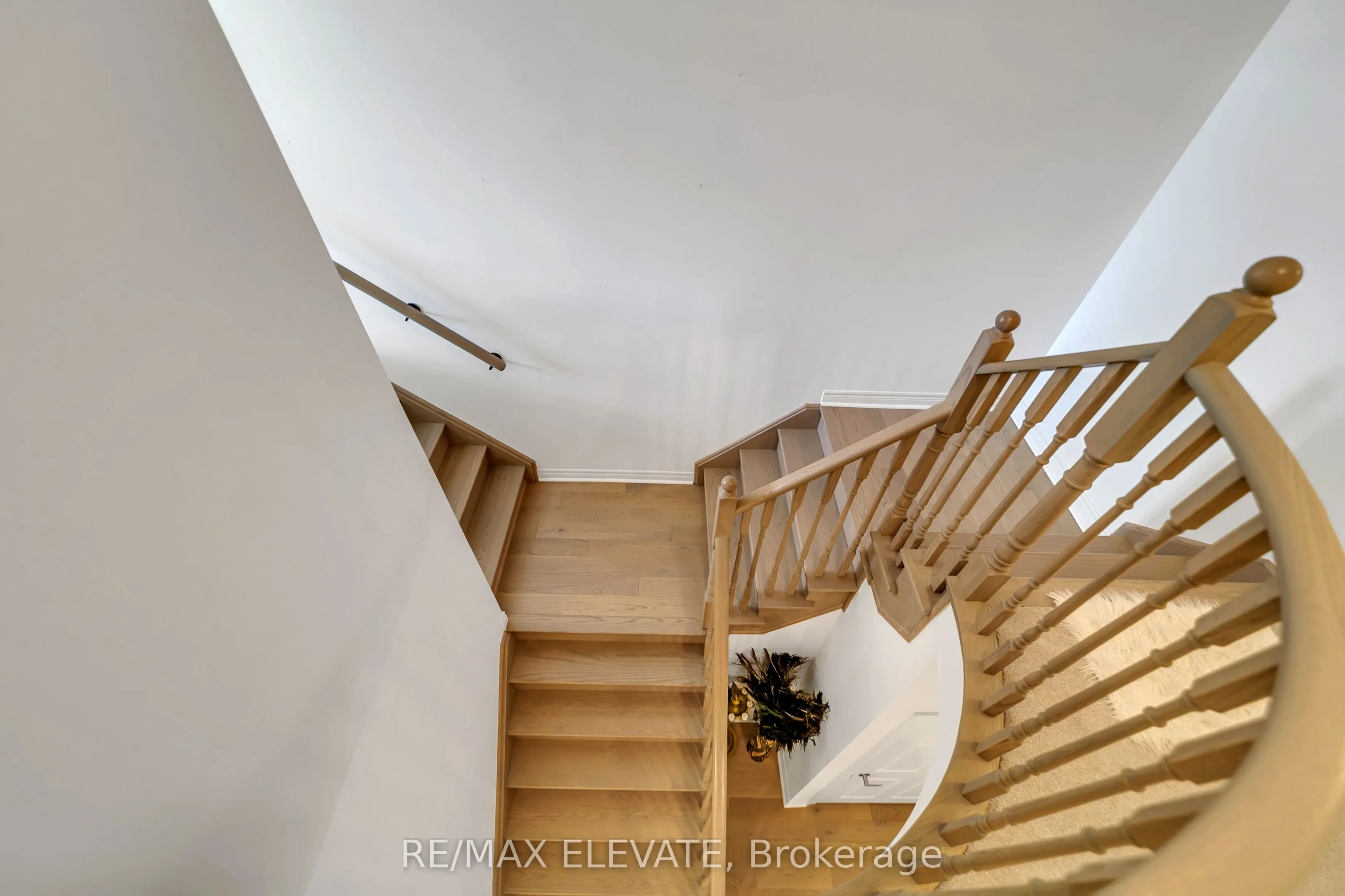 1208 Jim Brewster Circle