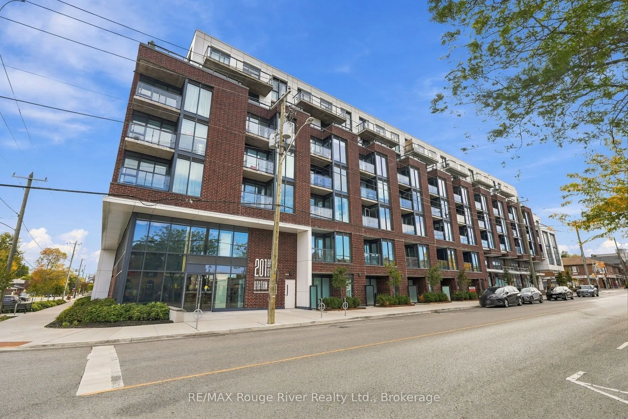 201 Brock Street S #217