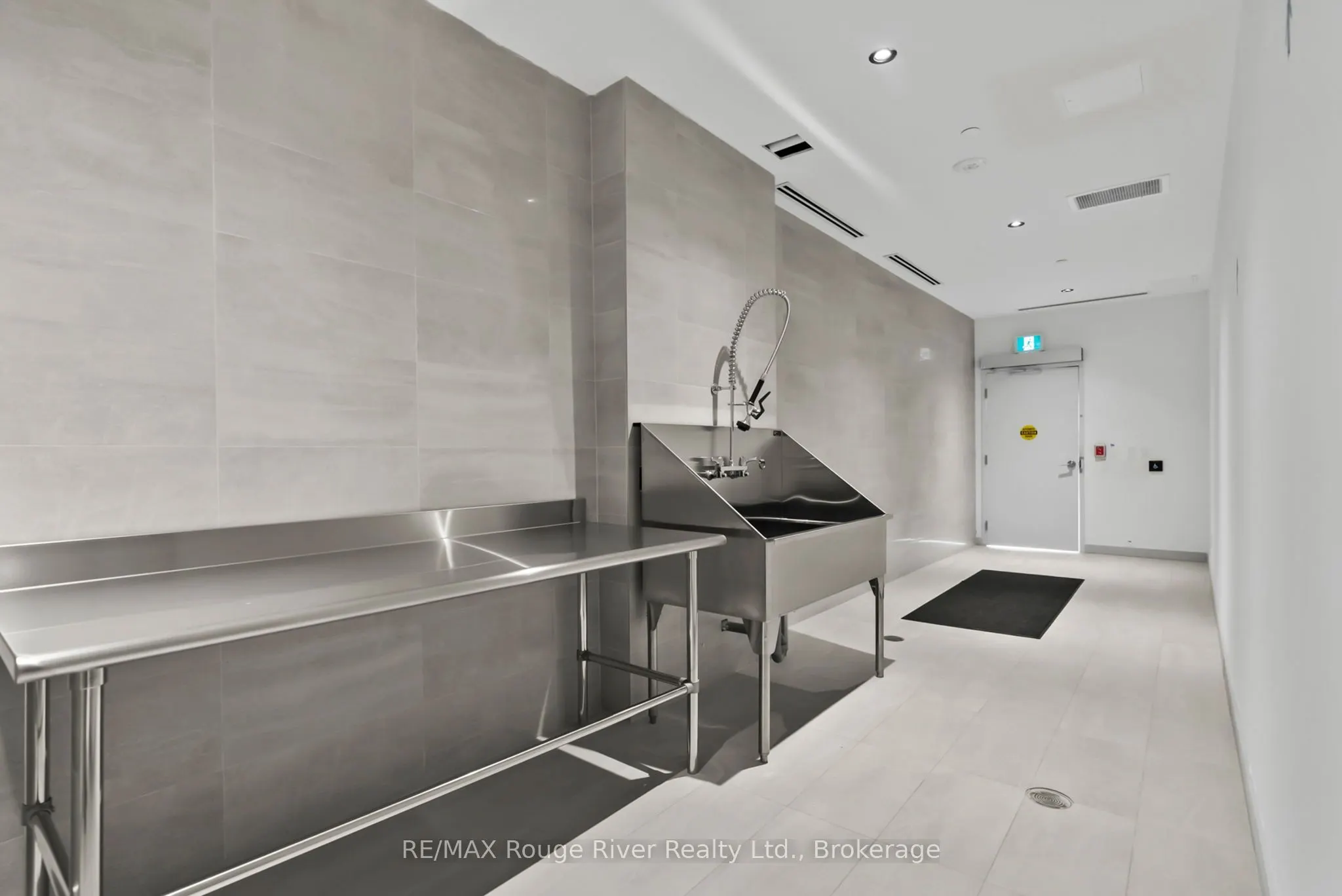 201 Brock Street S #217