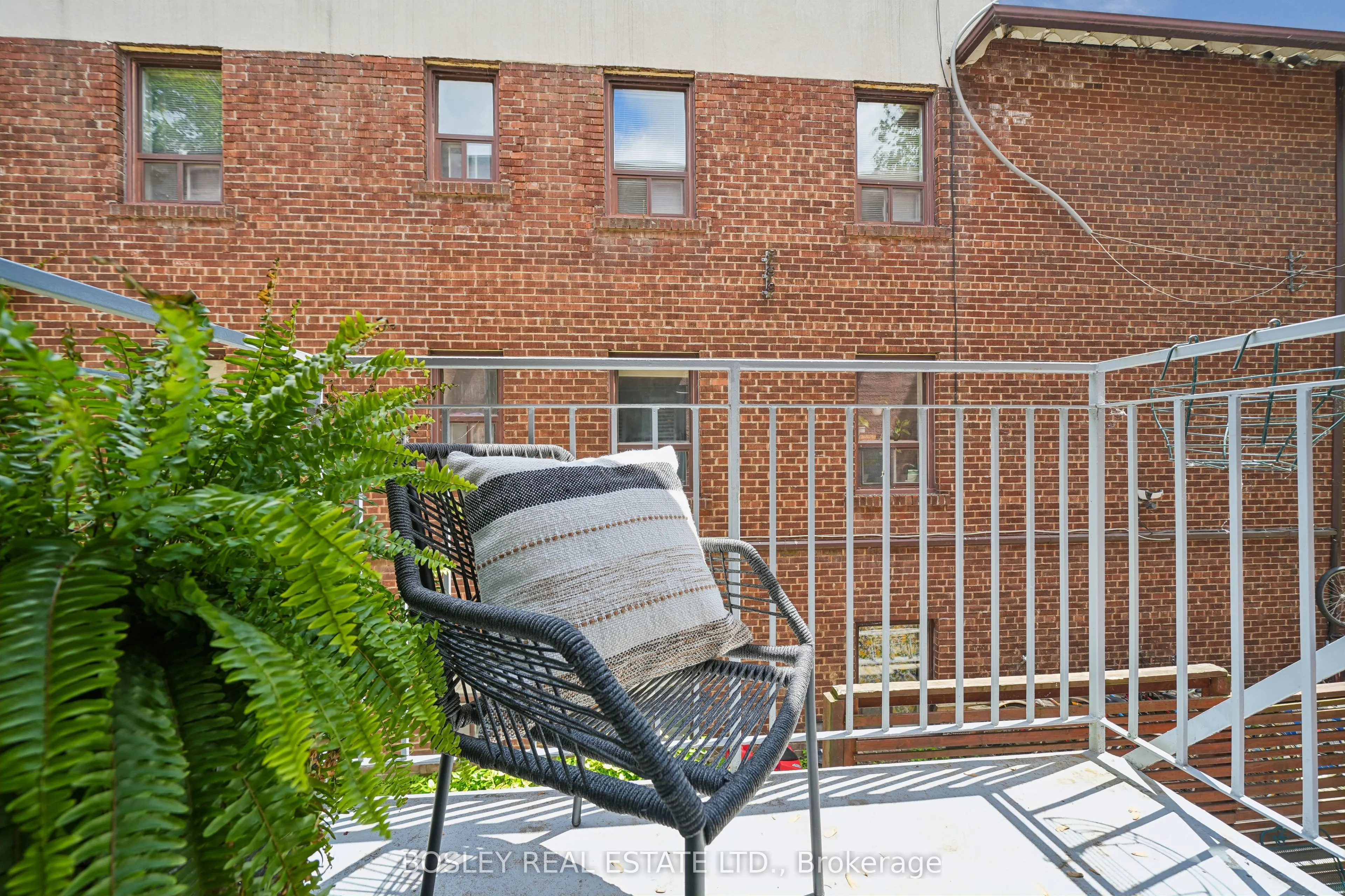 15 Glen Manor Drive #204