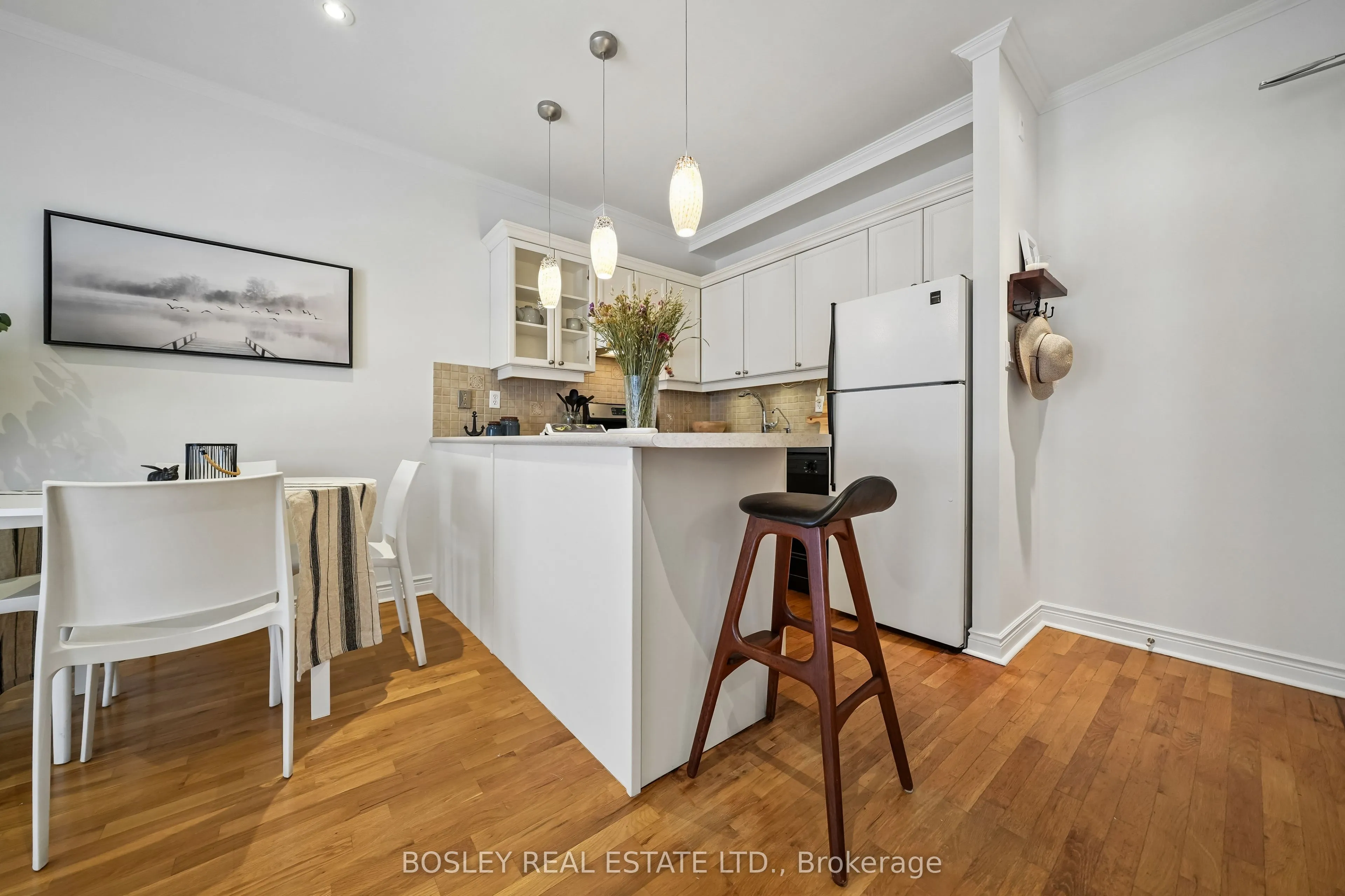 15 Glen Manor Drive #204