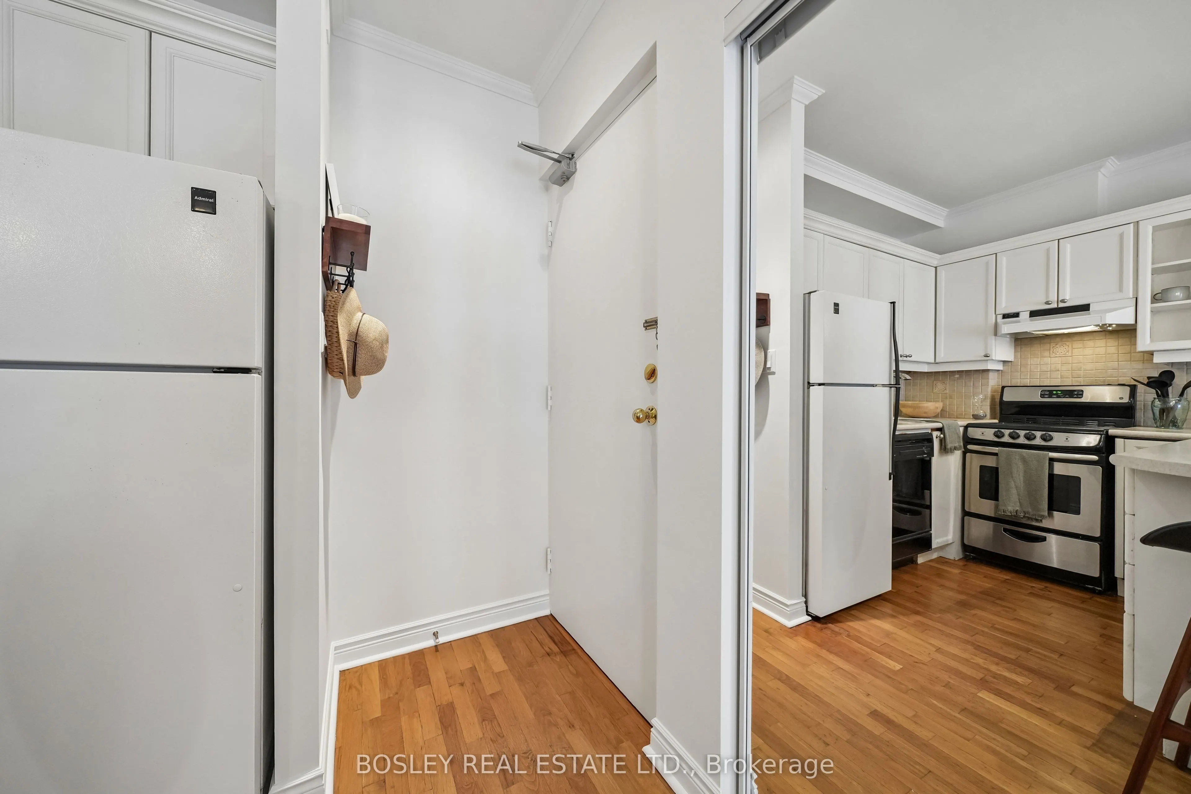 15 Glen Manor Drive #204