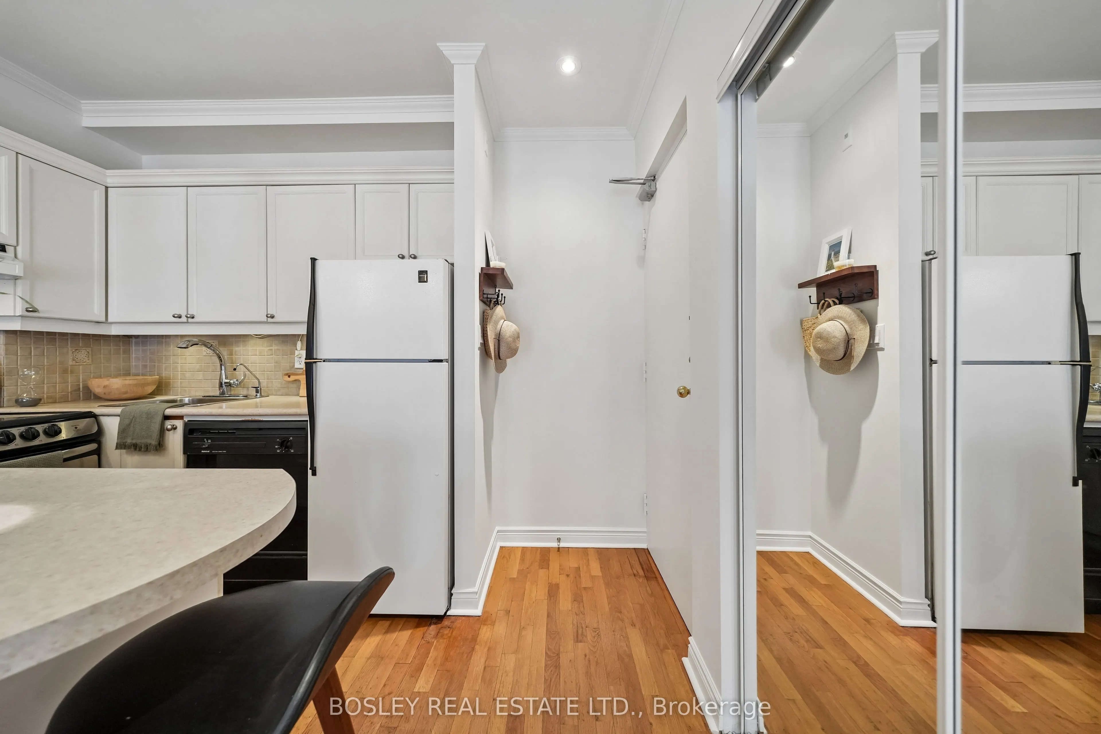 15 Glen Manor Drive #204