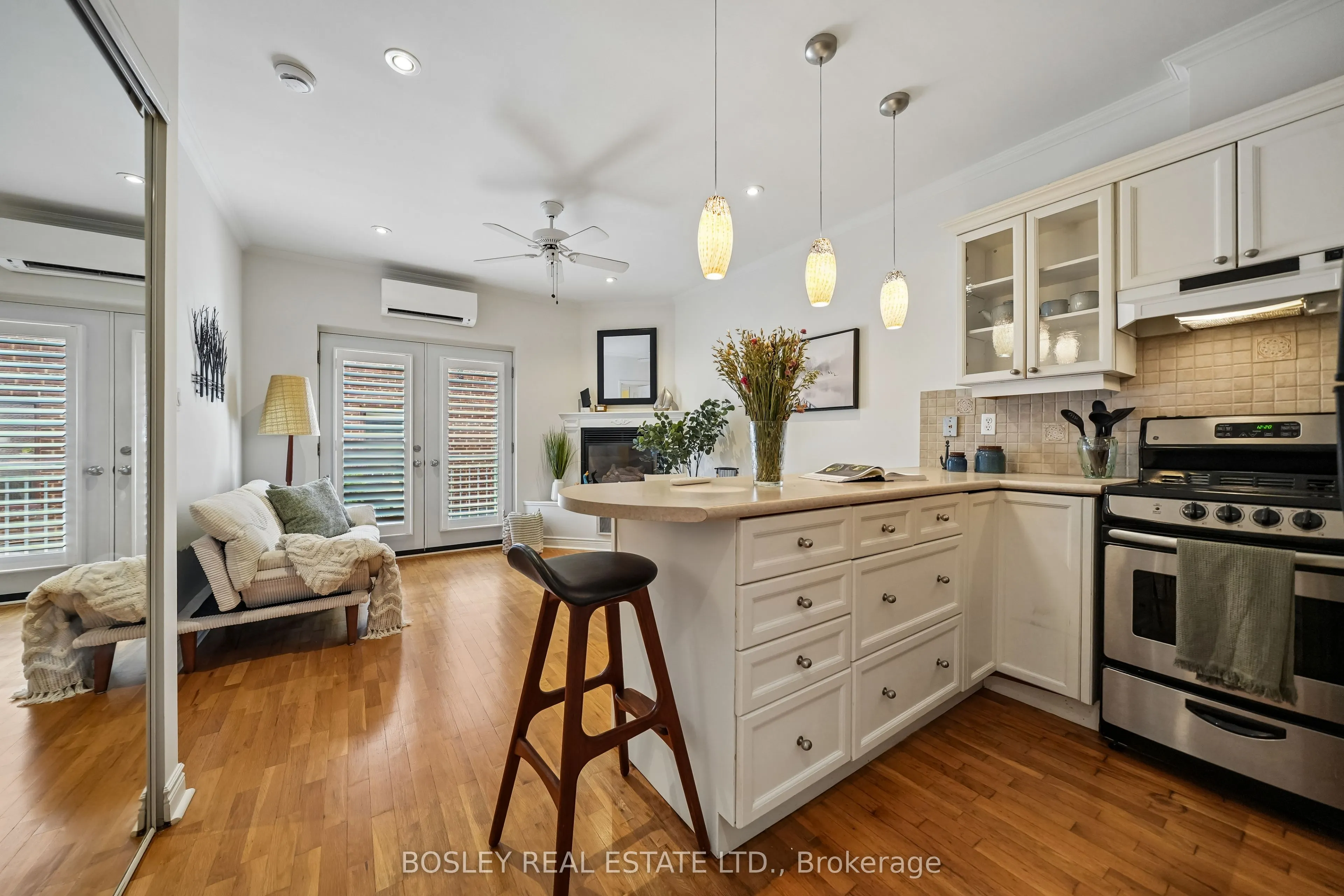 15 Glen Manor Drive #204