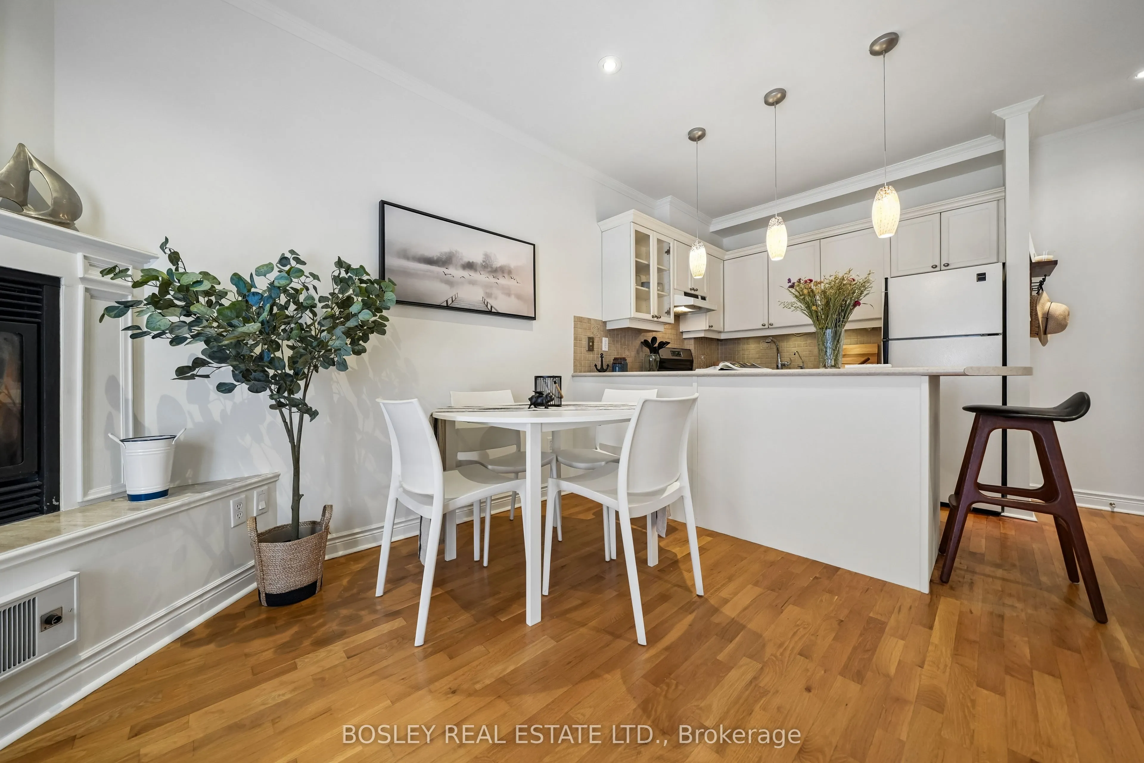 15 Glen Manor Drive #204