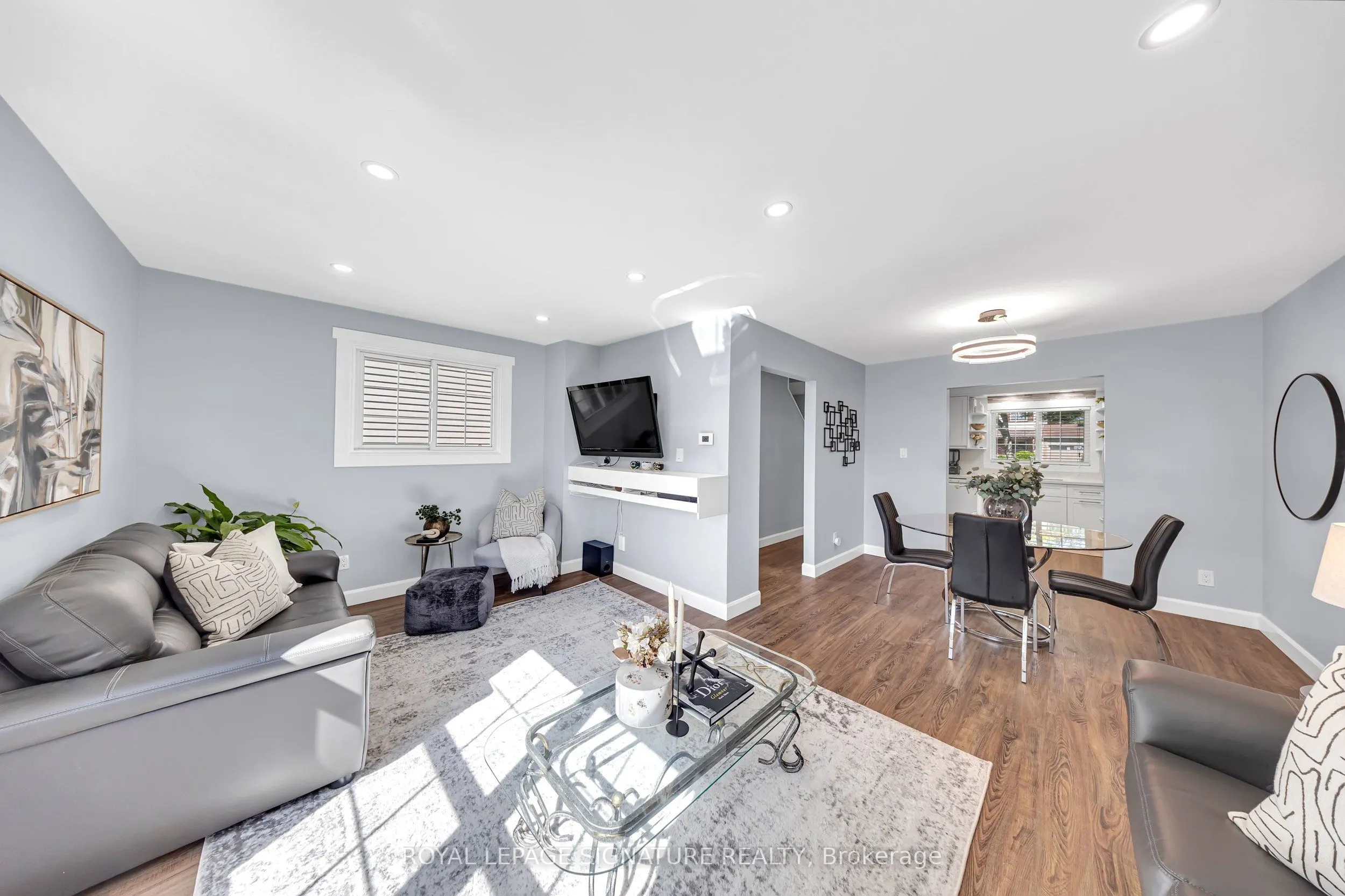 53 Banner Crescent