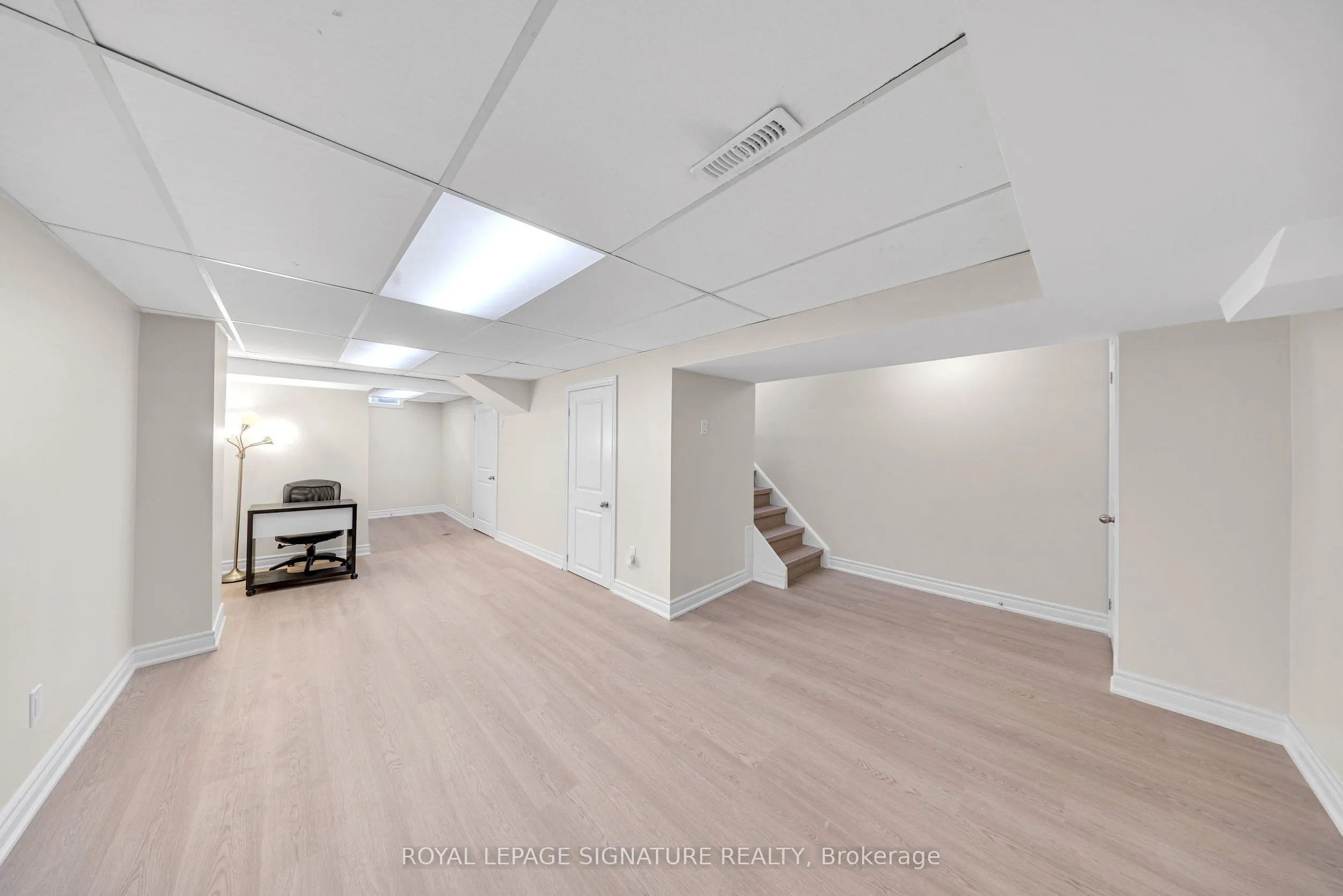53 Banner Crescent