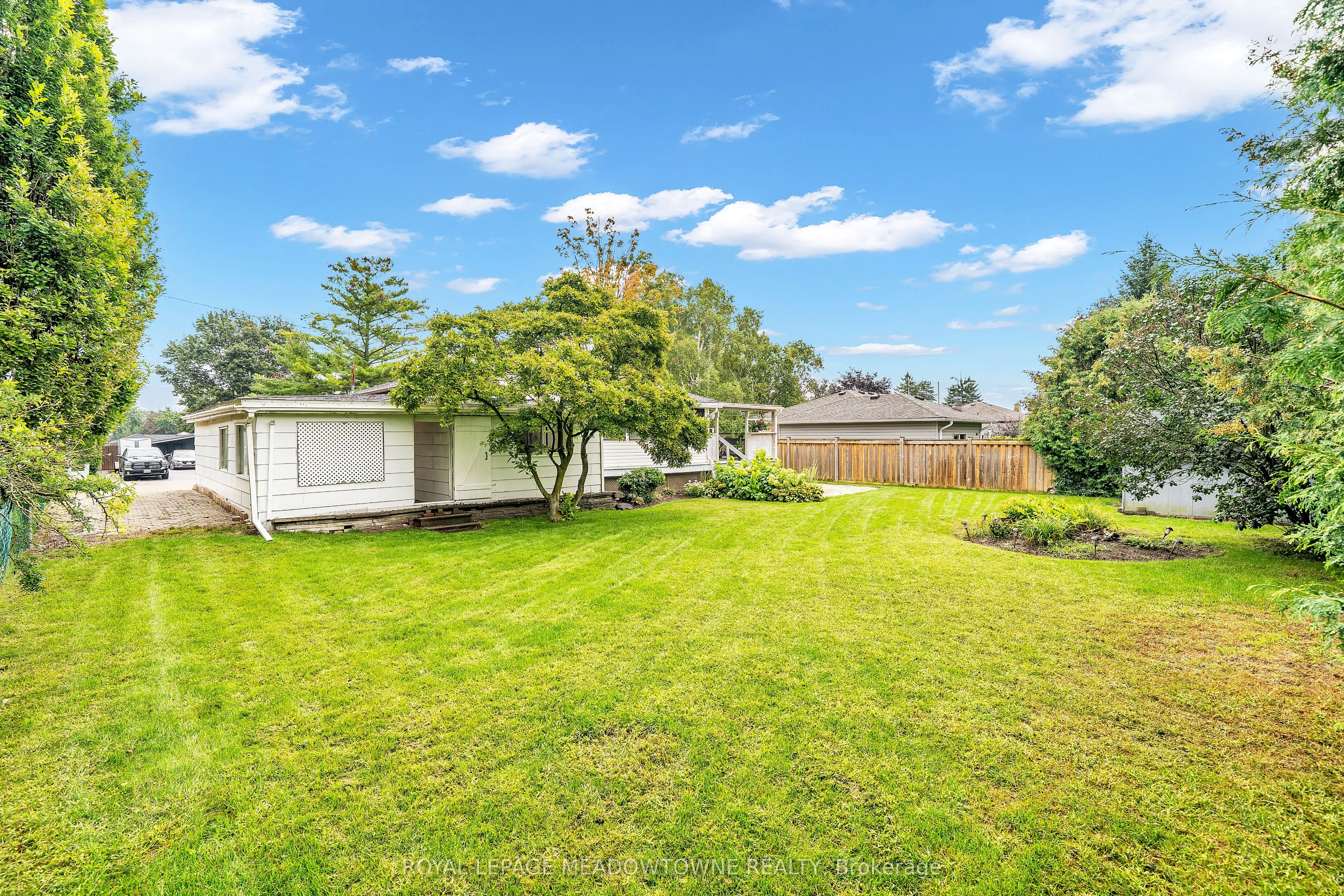 48 Garside Avenue