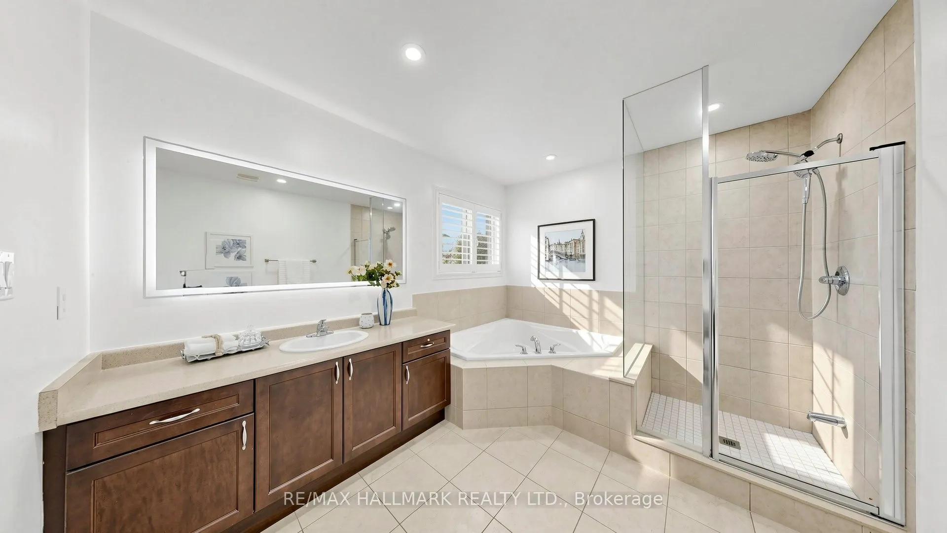 2279 Hackett Place