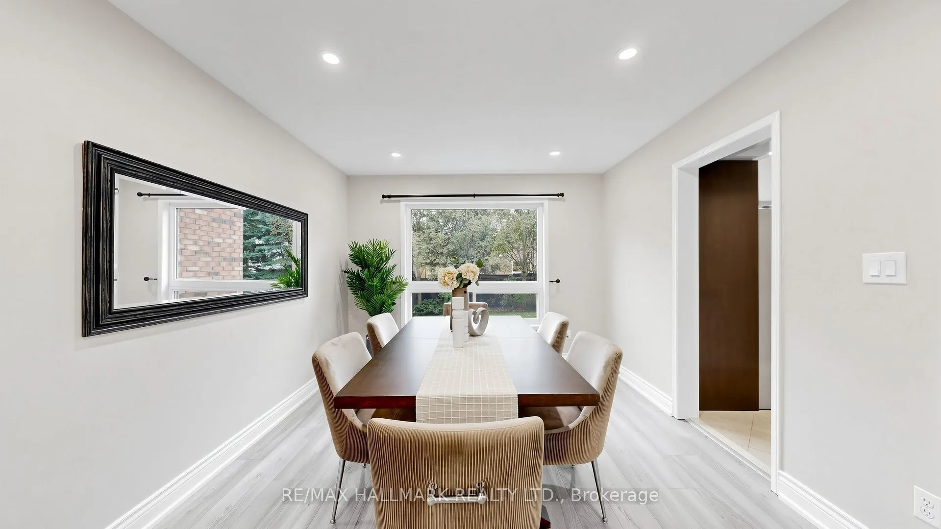 2279 Hackett Place
