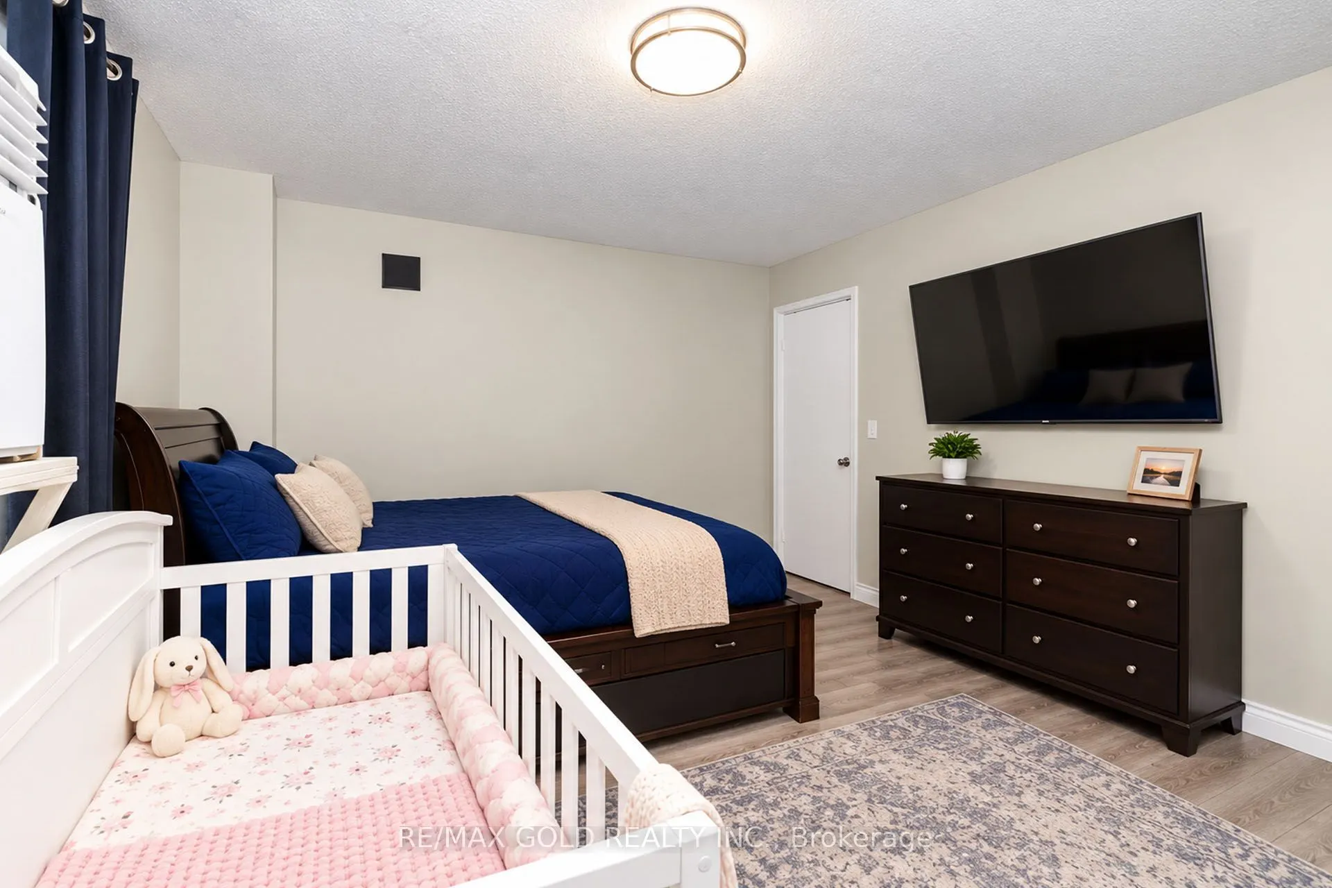 100 Wingarden Court #415