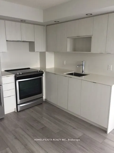 225 Village Green Square #2202