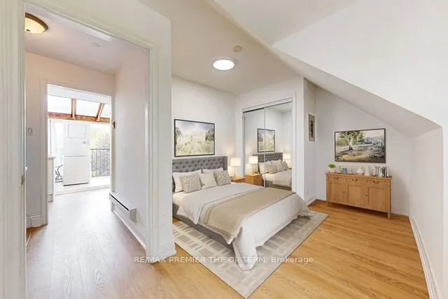 11 Columbine Avenue #4