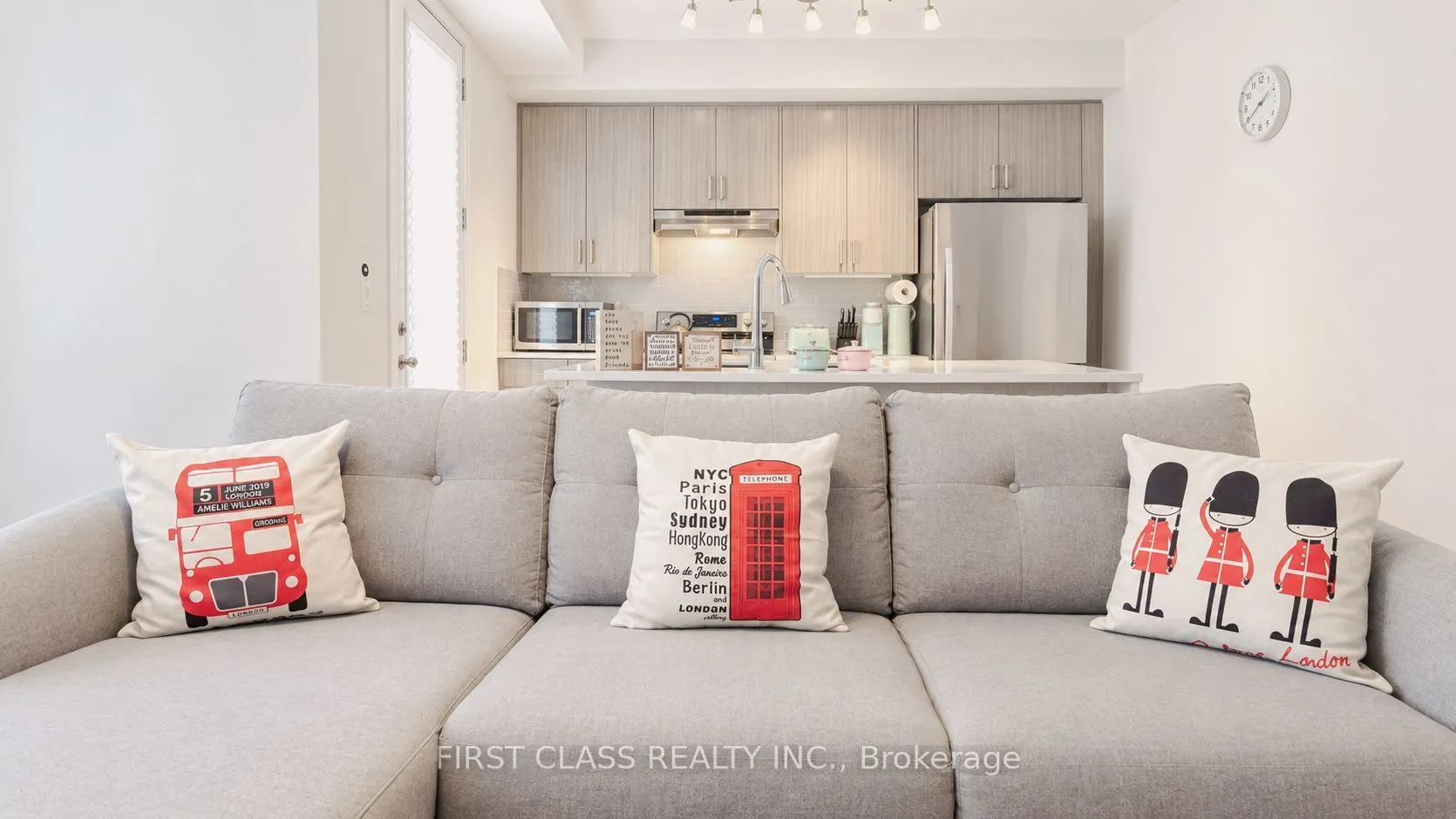 52 Sorbara Way
