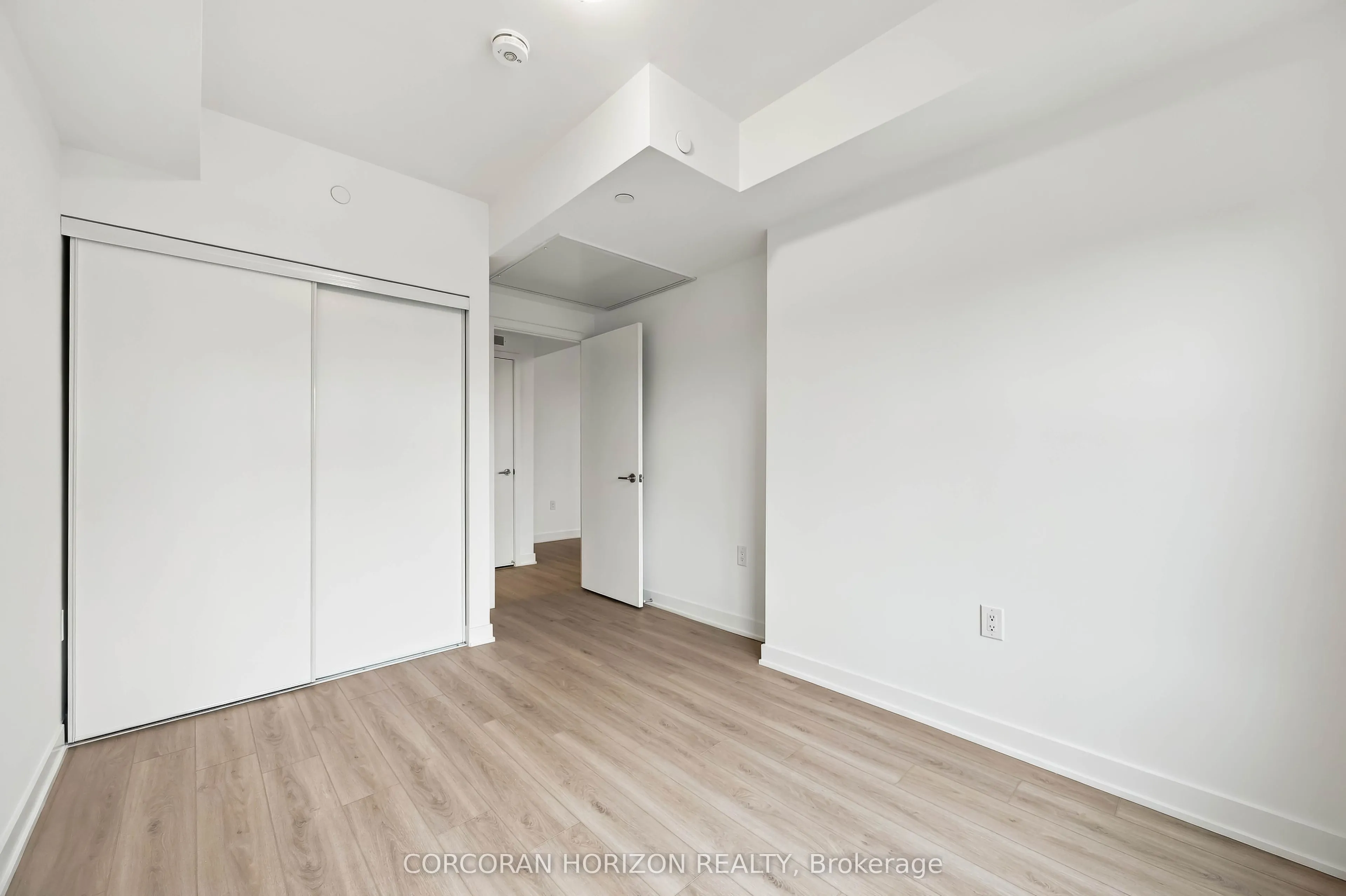 7437 Kingston Road #602
