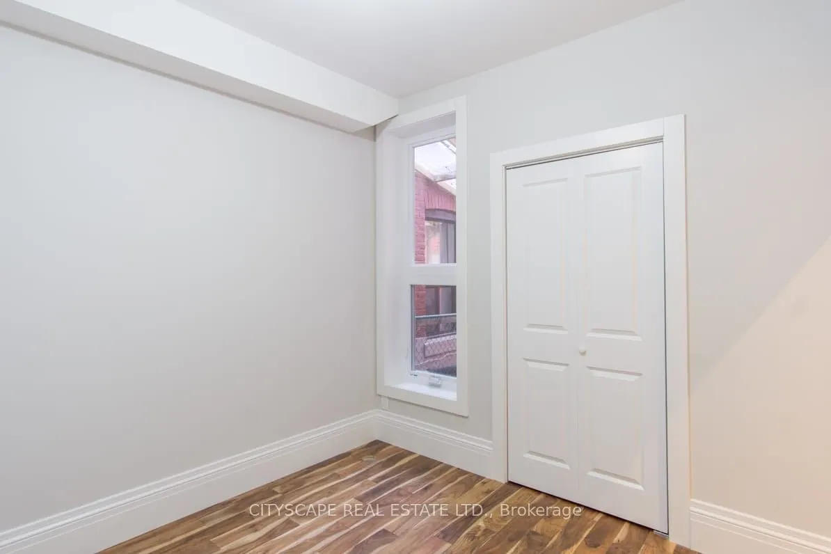 936 Dundas Street E #Main