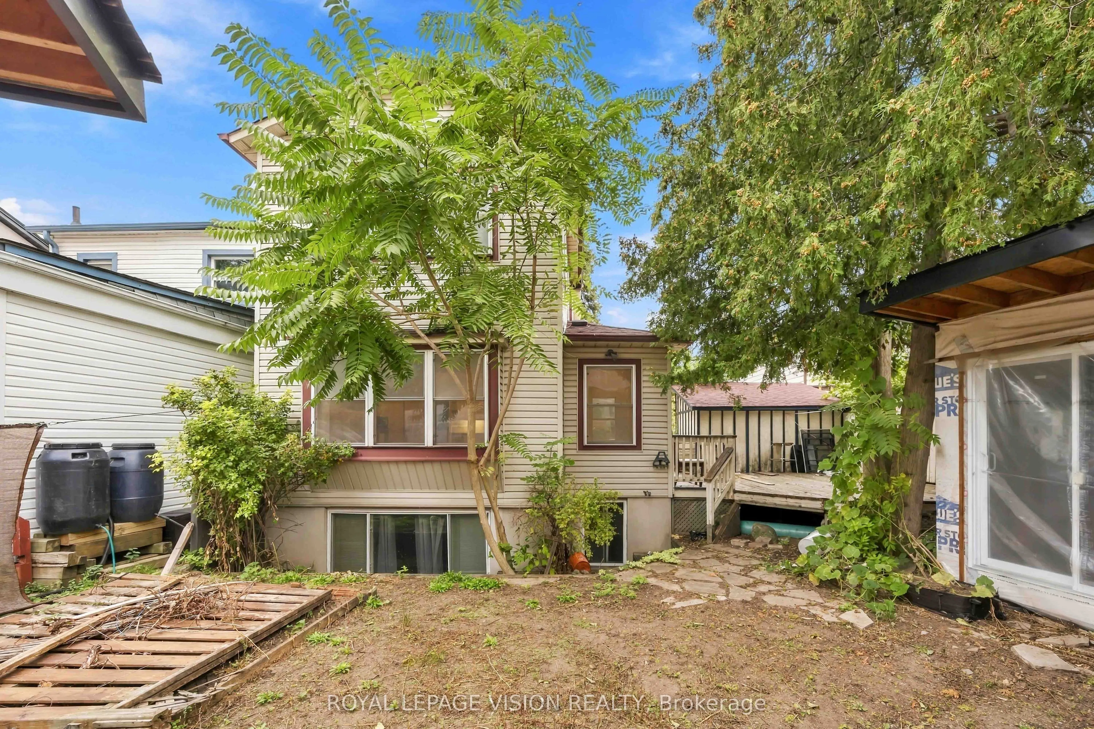 9 East Road
