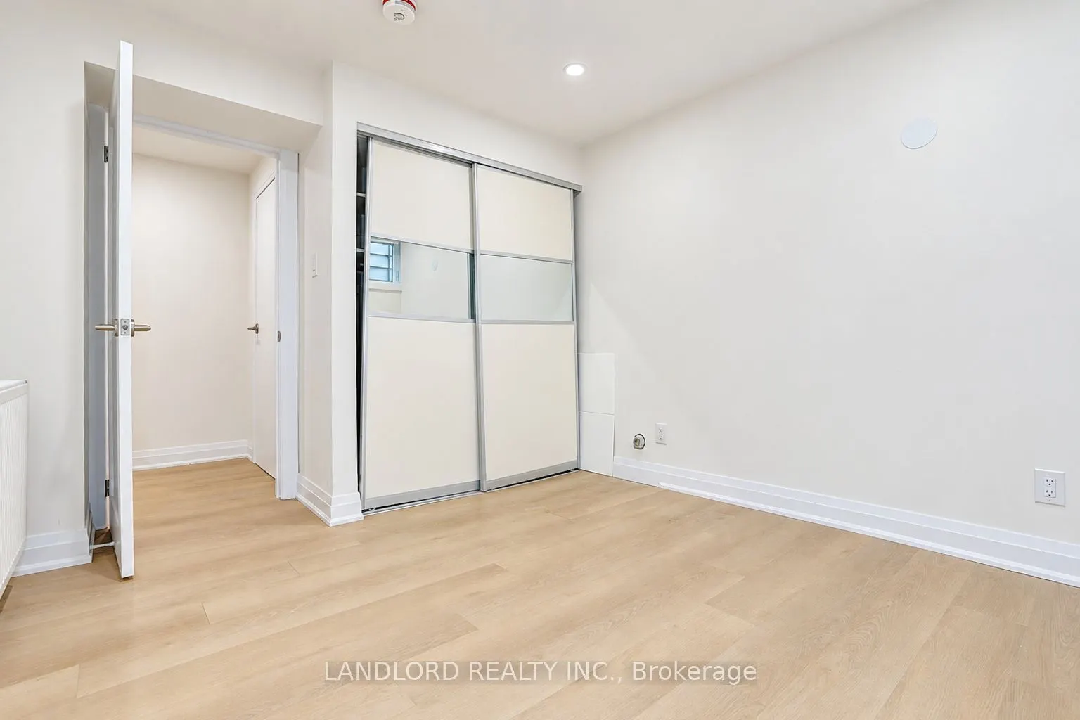 92 Neville Park Boulevard #4