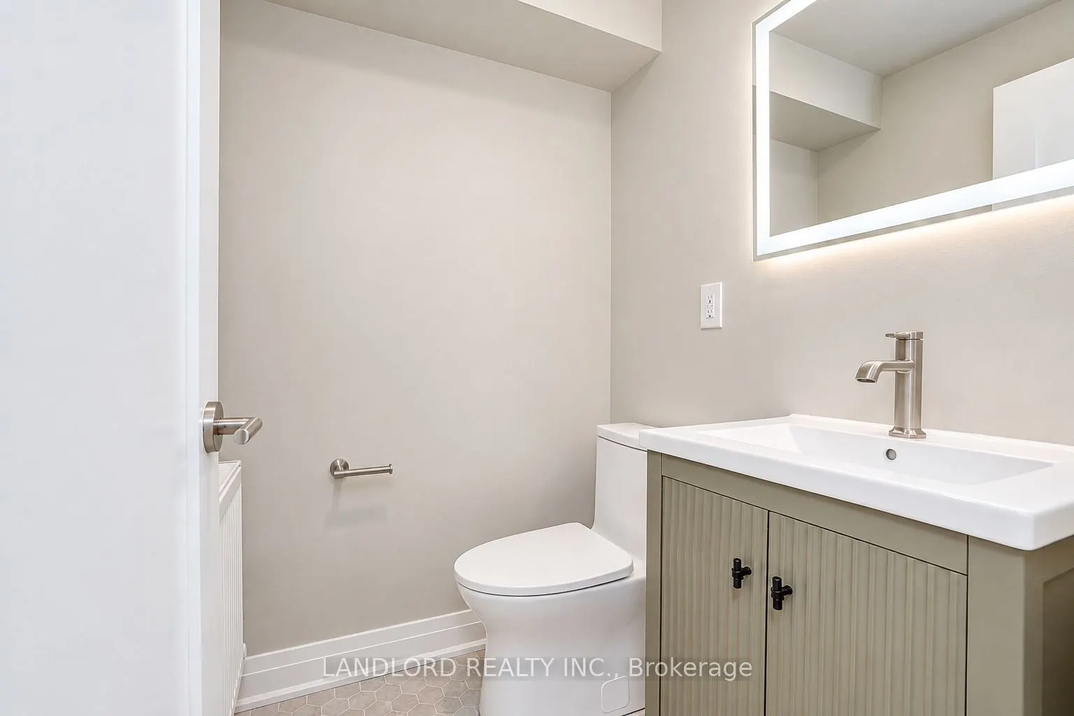 92 Neville Park Boulevard #4