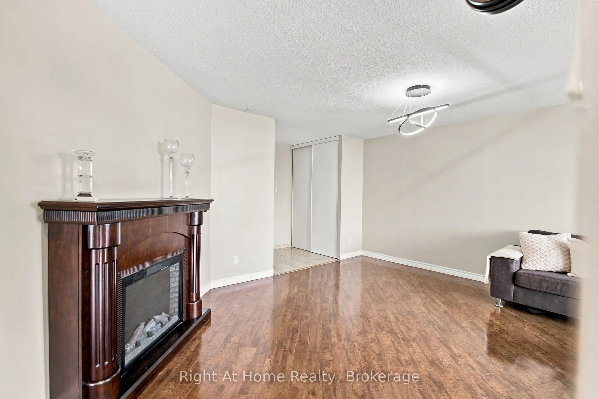 11753 Sheppard Avenue E #1215