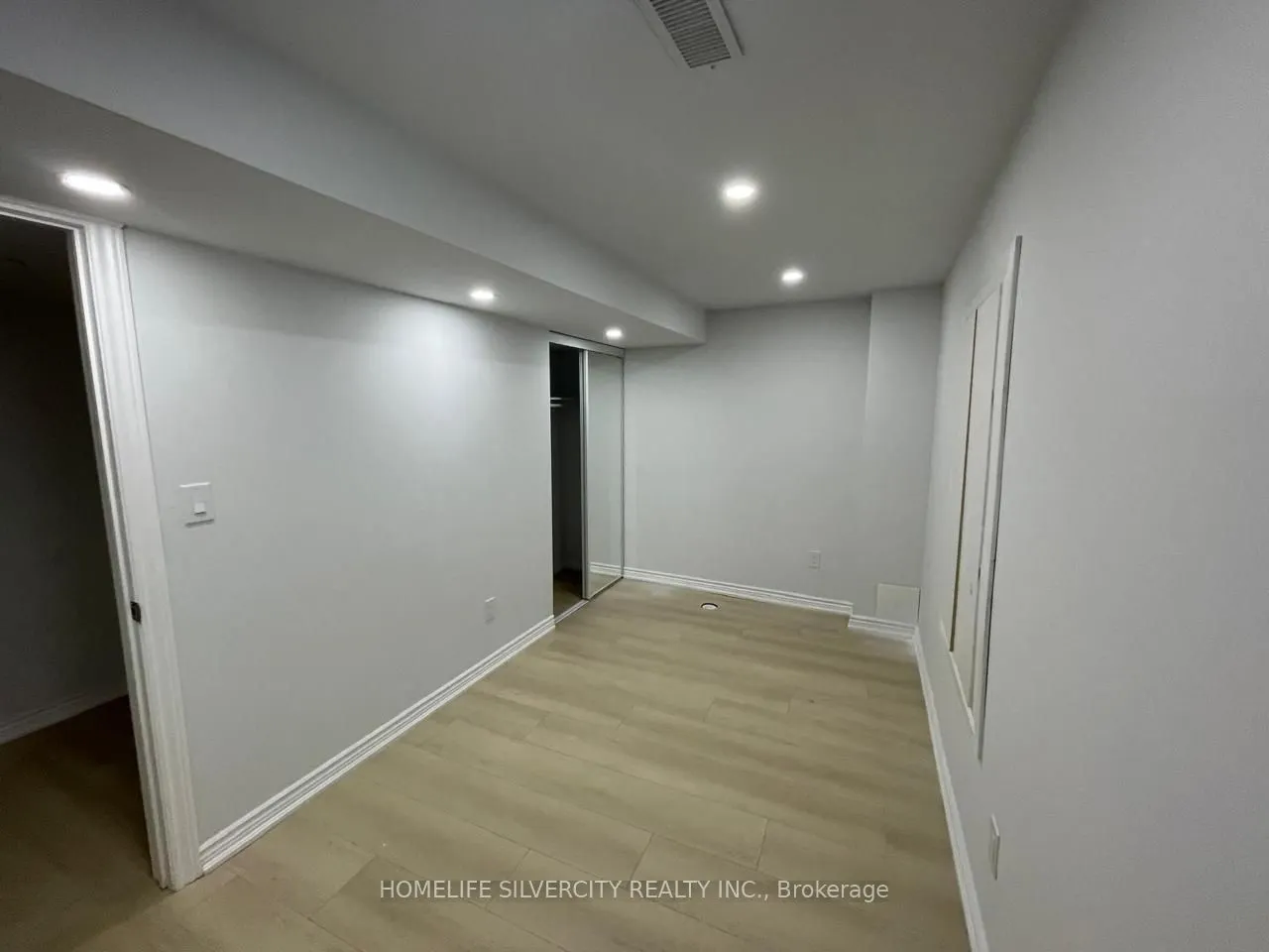 29 Dunstable Drive #2