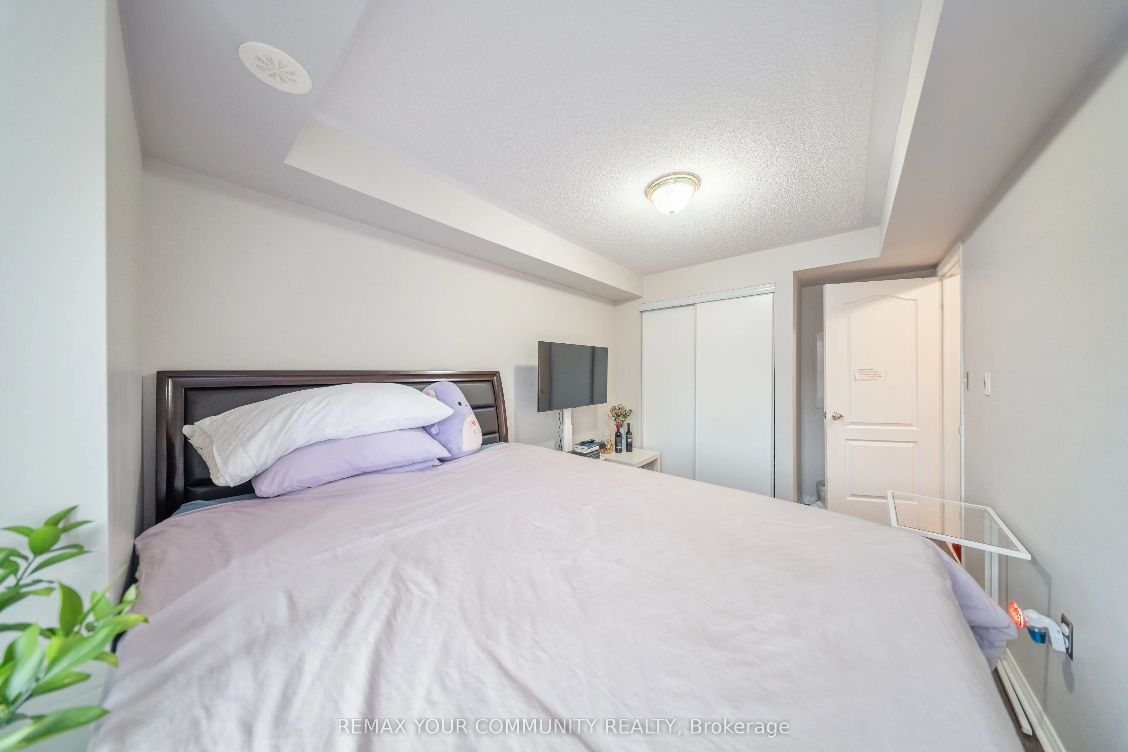 651F Warden Avenue #48