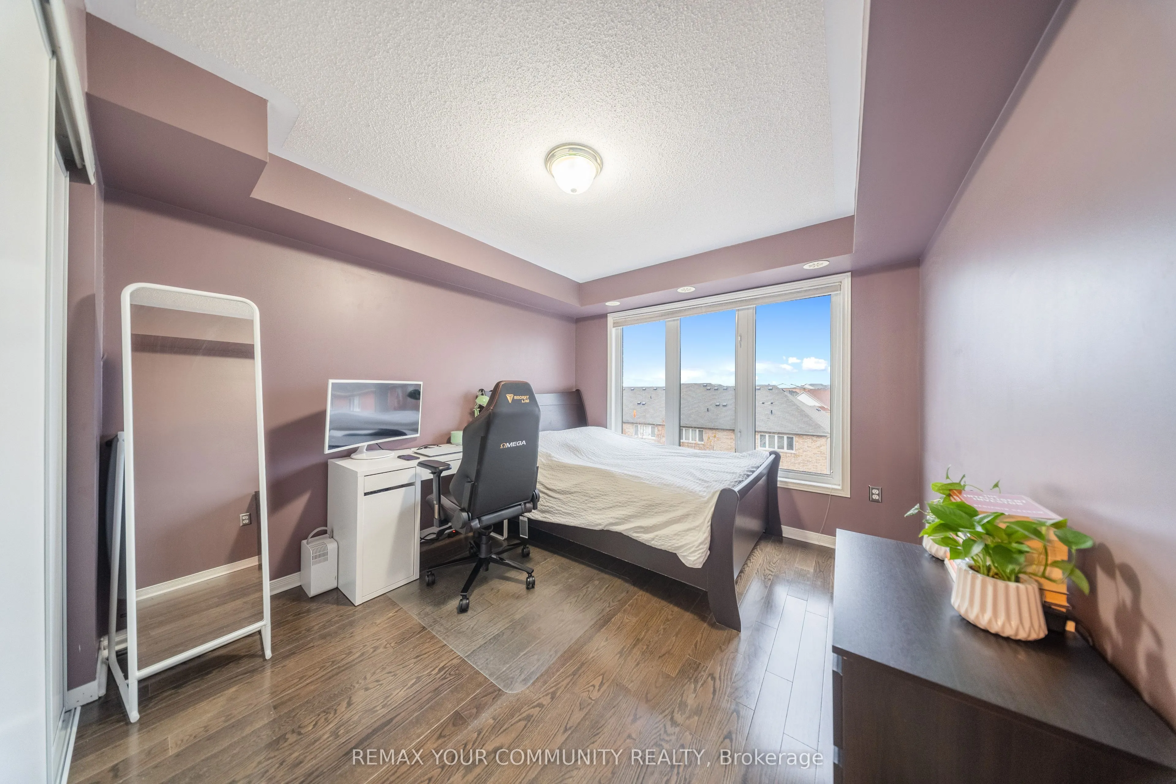 651F Warden Avenue #48