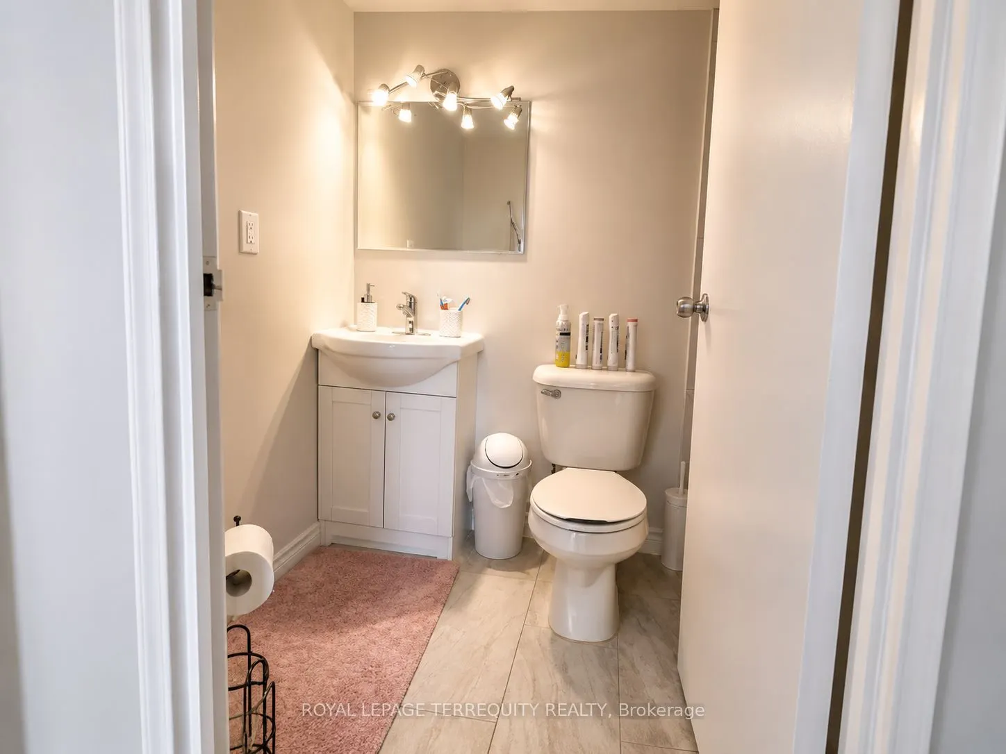 100 Wingarden Court #409