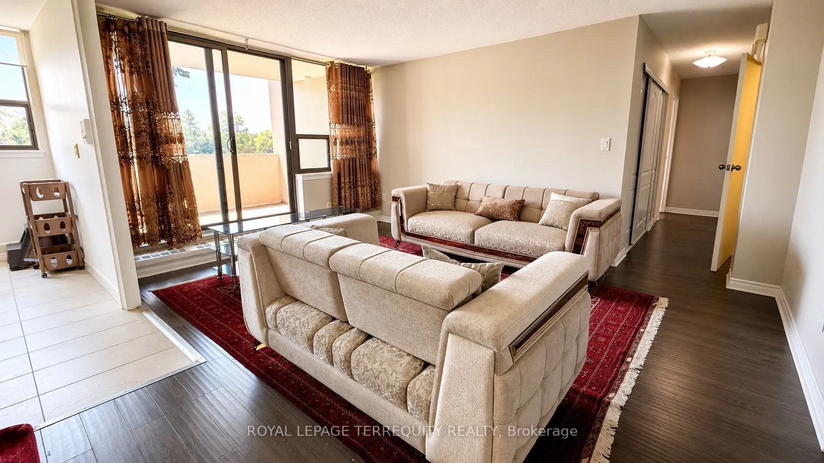 100 Wingarden Court #409