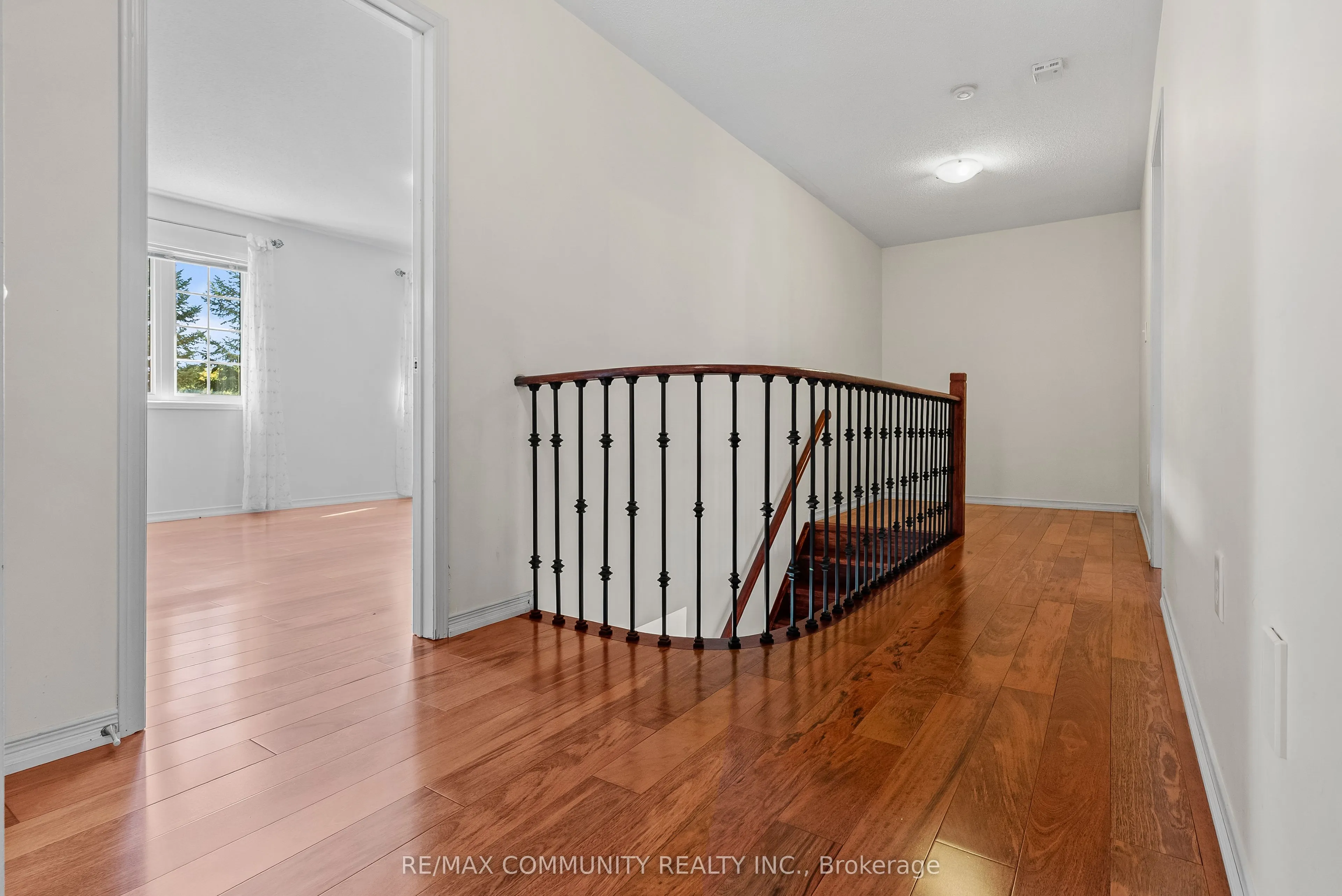 54 Morland Crescent